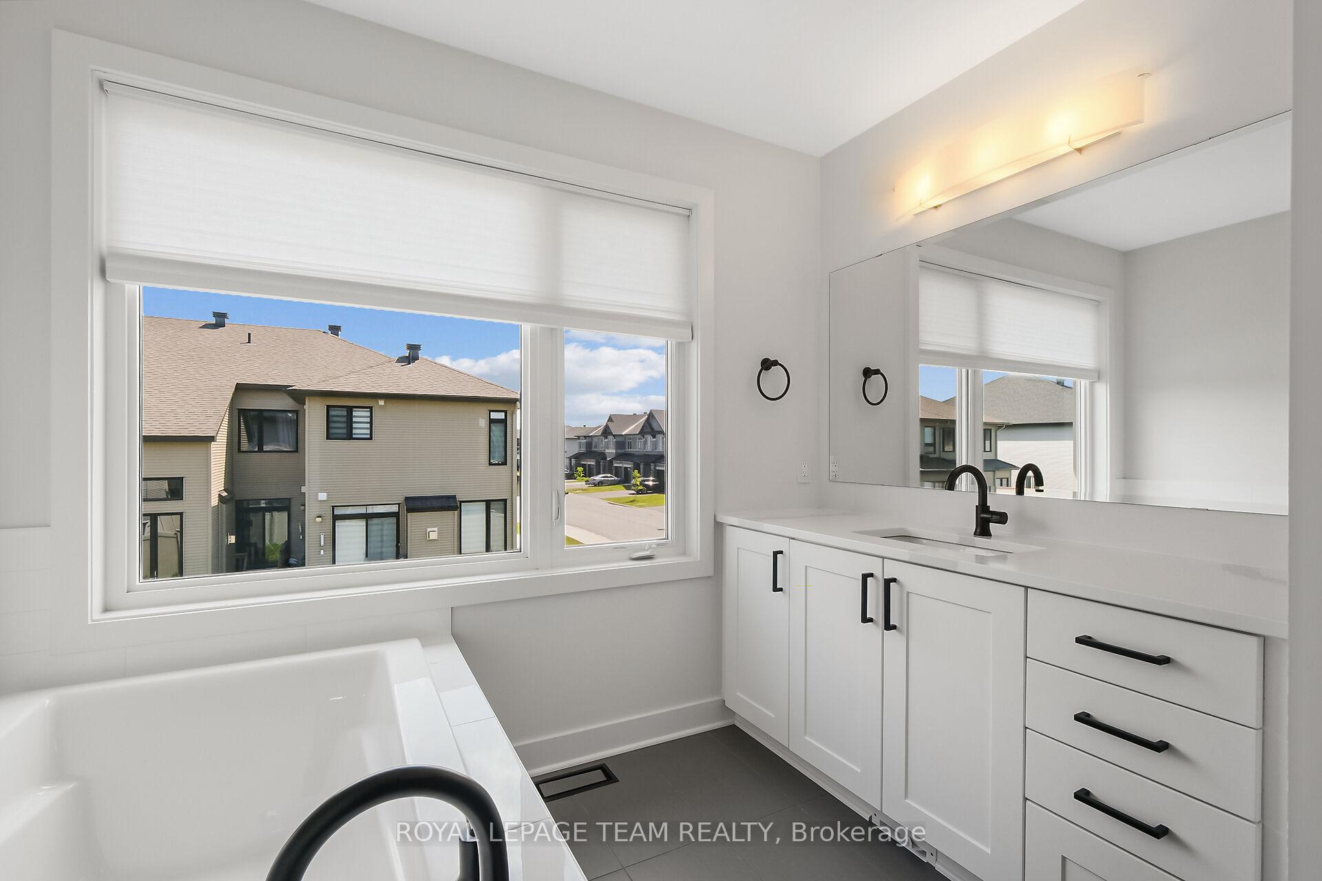 Photo 47 of 799 Cairn Crescent, Ottawa, Mer Bleue/Bradley Estates/Anderson Park — HOMEH