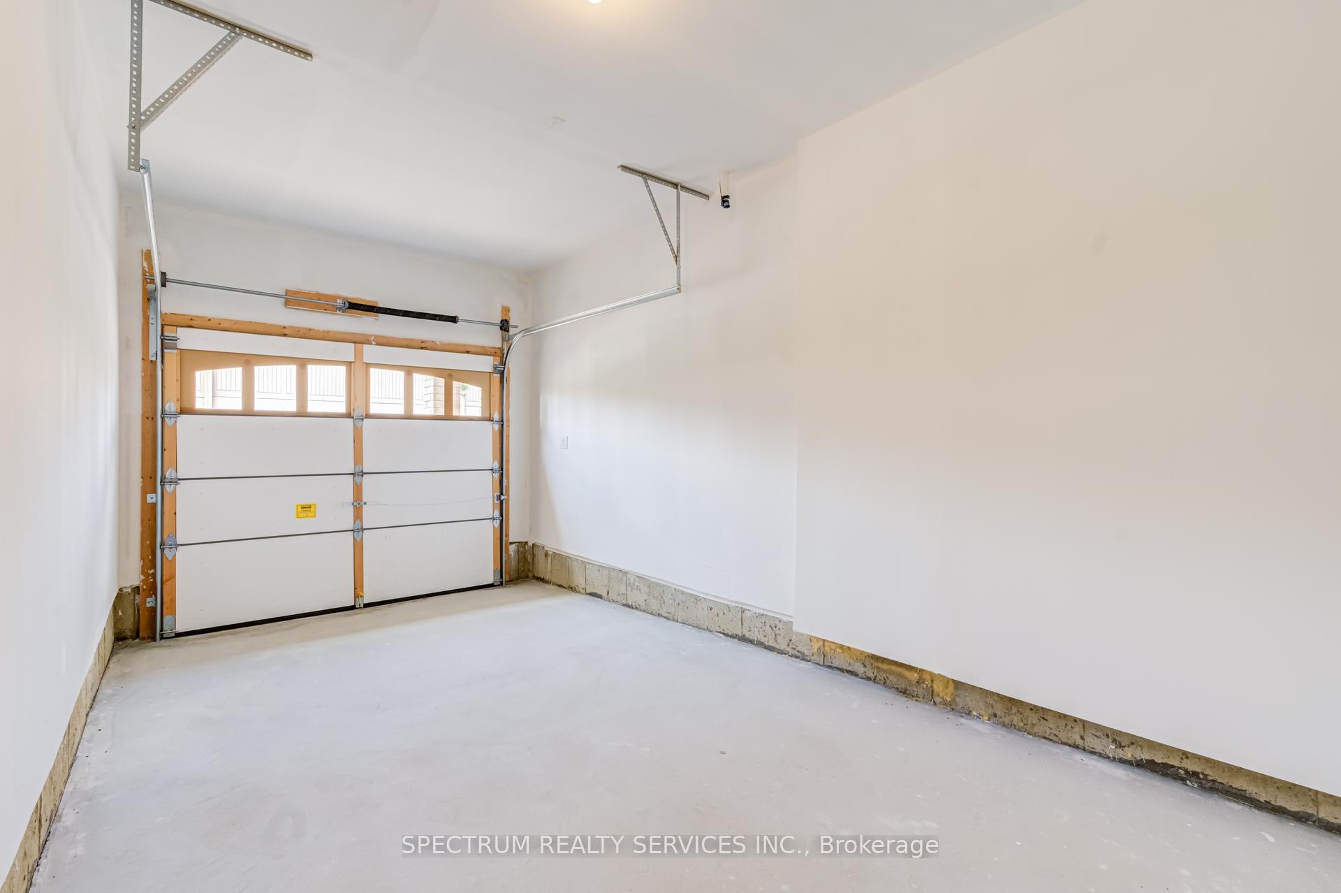 Photo 19 of 77 Muzzo Drive, Brampton, Sandringham-Wellington — HOMEH