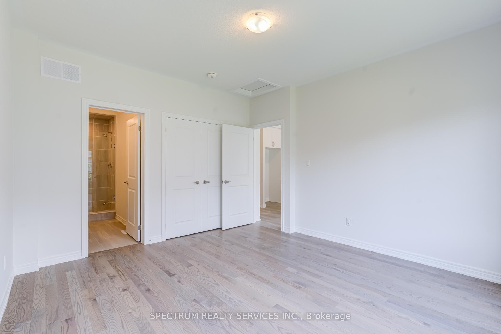 Photo 33 of 77 Muzzo Drive, Brampton, Sandringham-Wellington — HOMEH