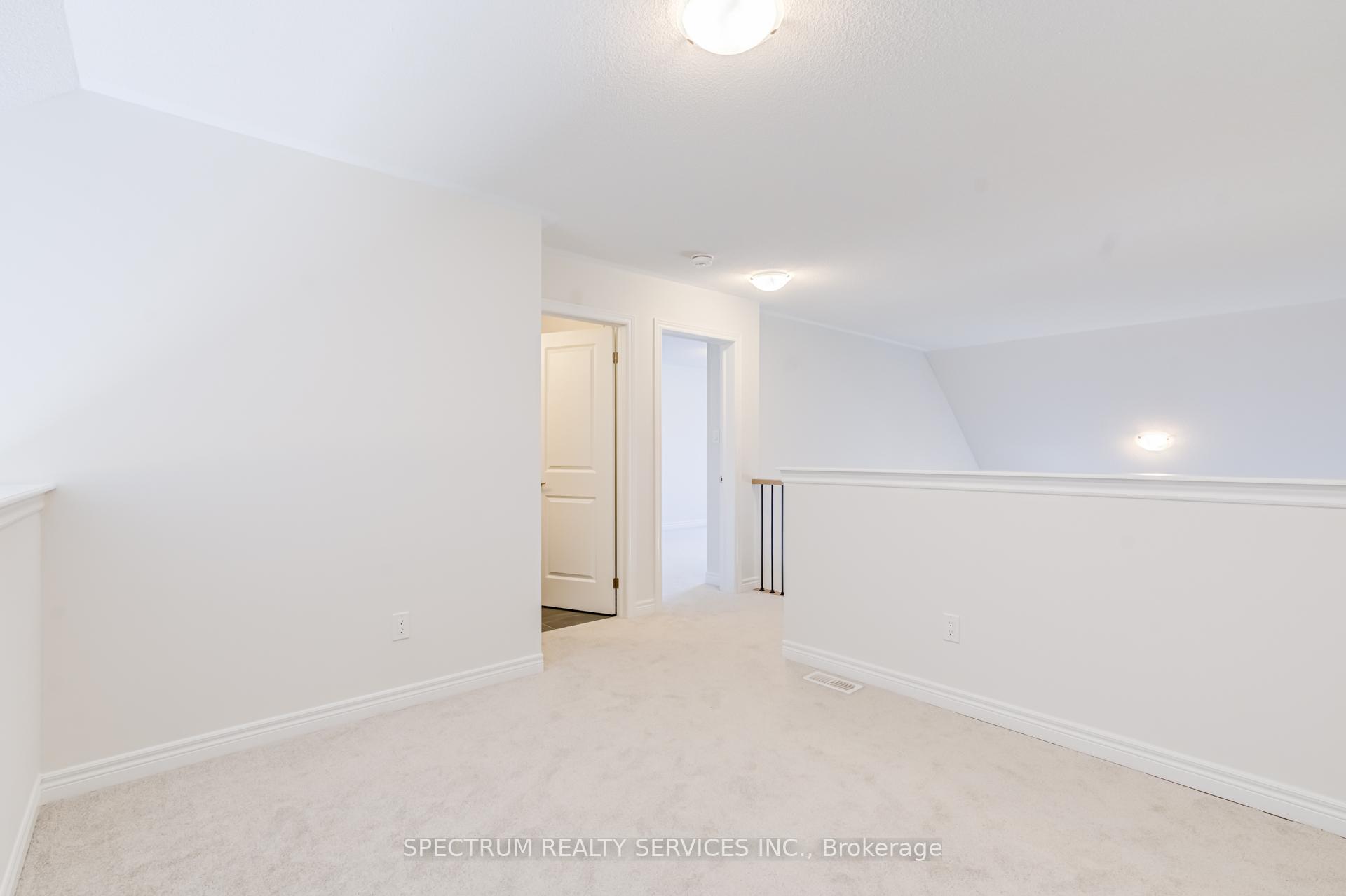 Photo 39 of 77 Muzzo Drive, Brampton, Sandringham-Wellington — HOMEH