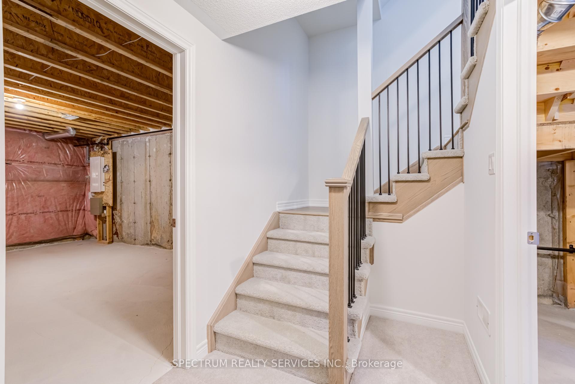 Photo 46 of 77 Muzzo Drive, Brampton, Sandringham-Wellington — HOMEH