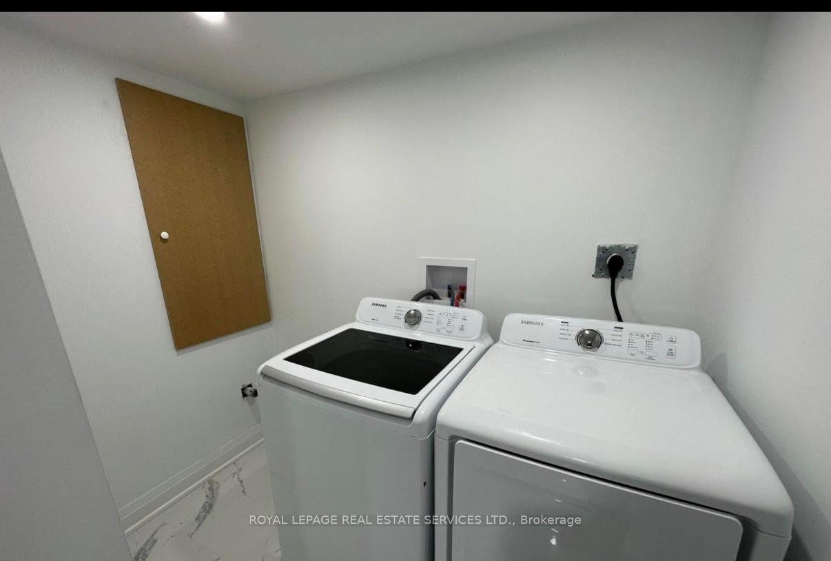 Photo 4 of Unit ( lower level ), 16 Napoleon Crescent, Brampton, Bram East — HOMEH
