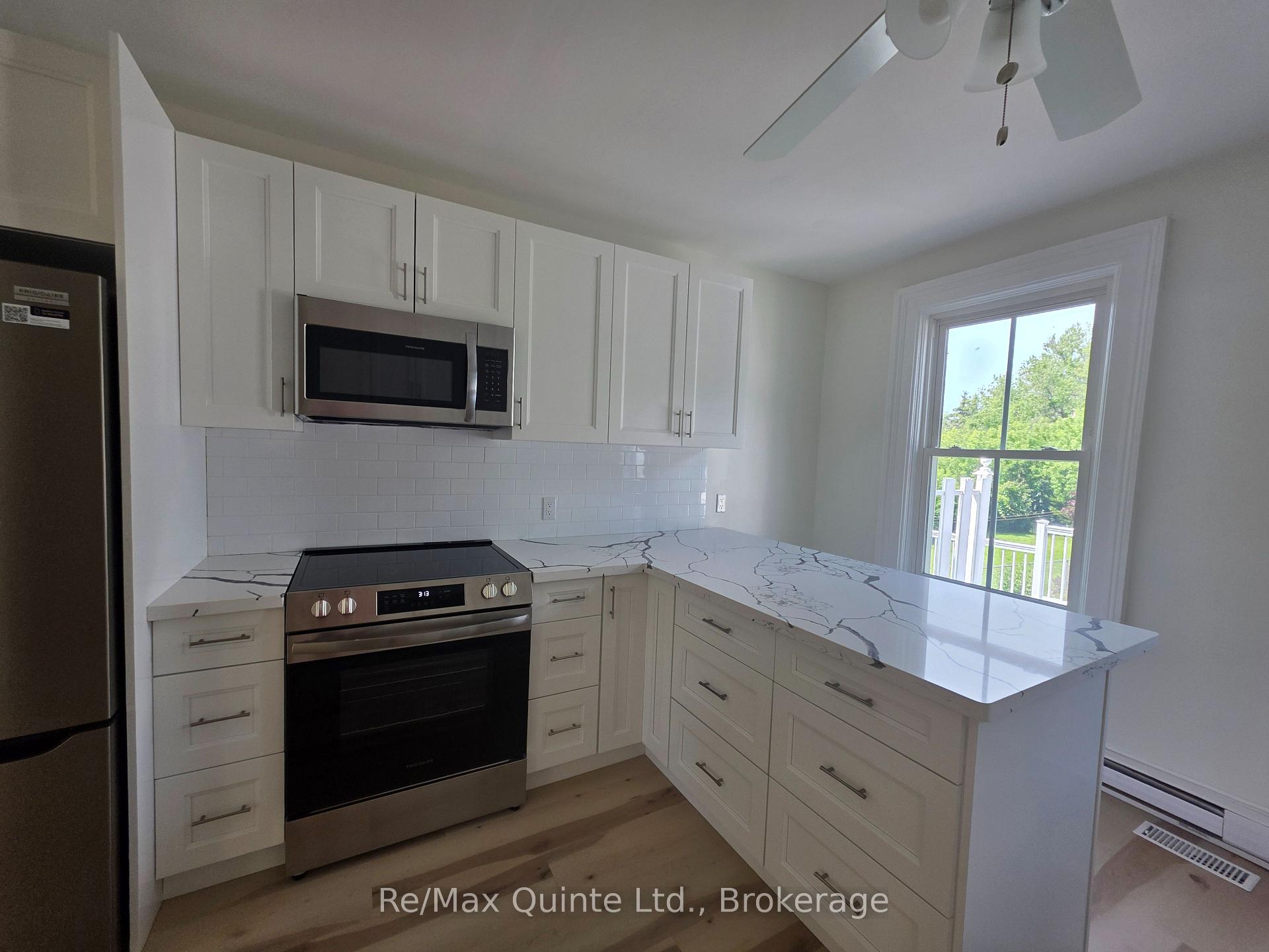 Photo 5 of 83 Union Street, Prince Edward County, Picton — HOMEH