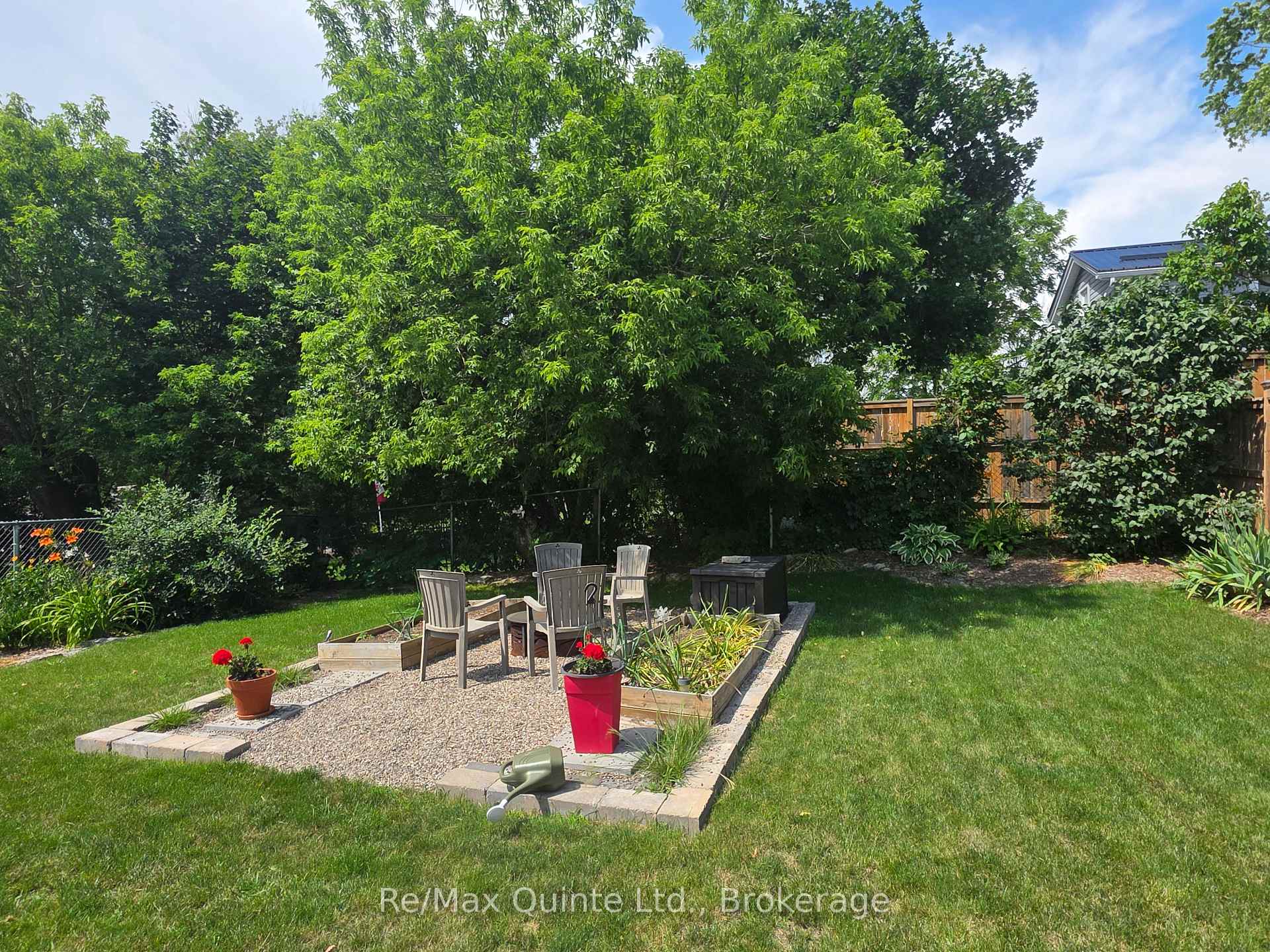 Photo 16 of 83 Union Street, Prince Edward County, Picton — HOMEH