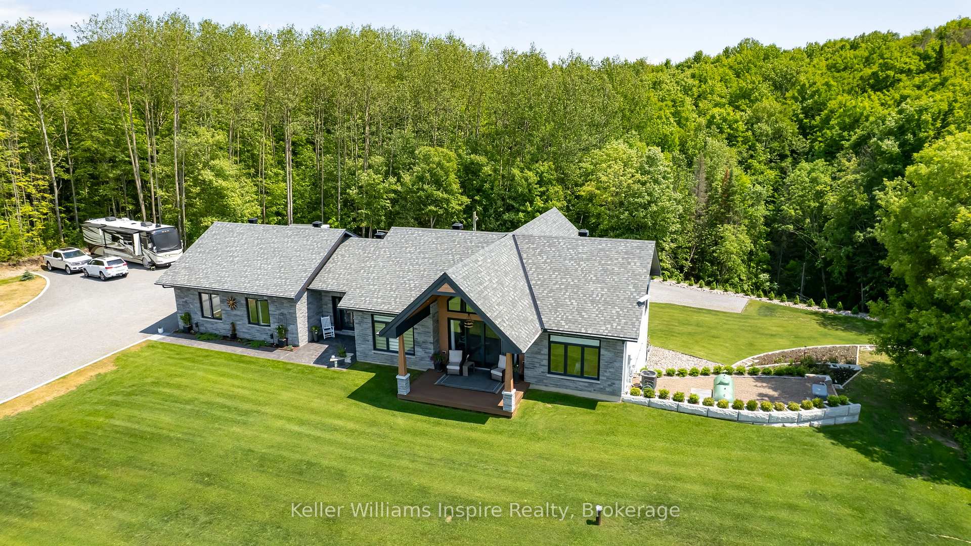 Photo 2 of 402 Lapasse Road, Whitewater Region, Whitewater Region — HOMEH