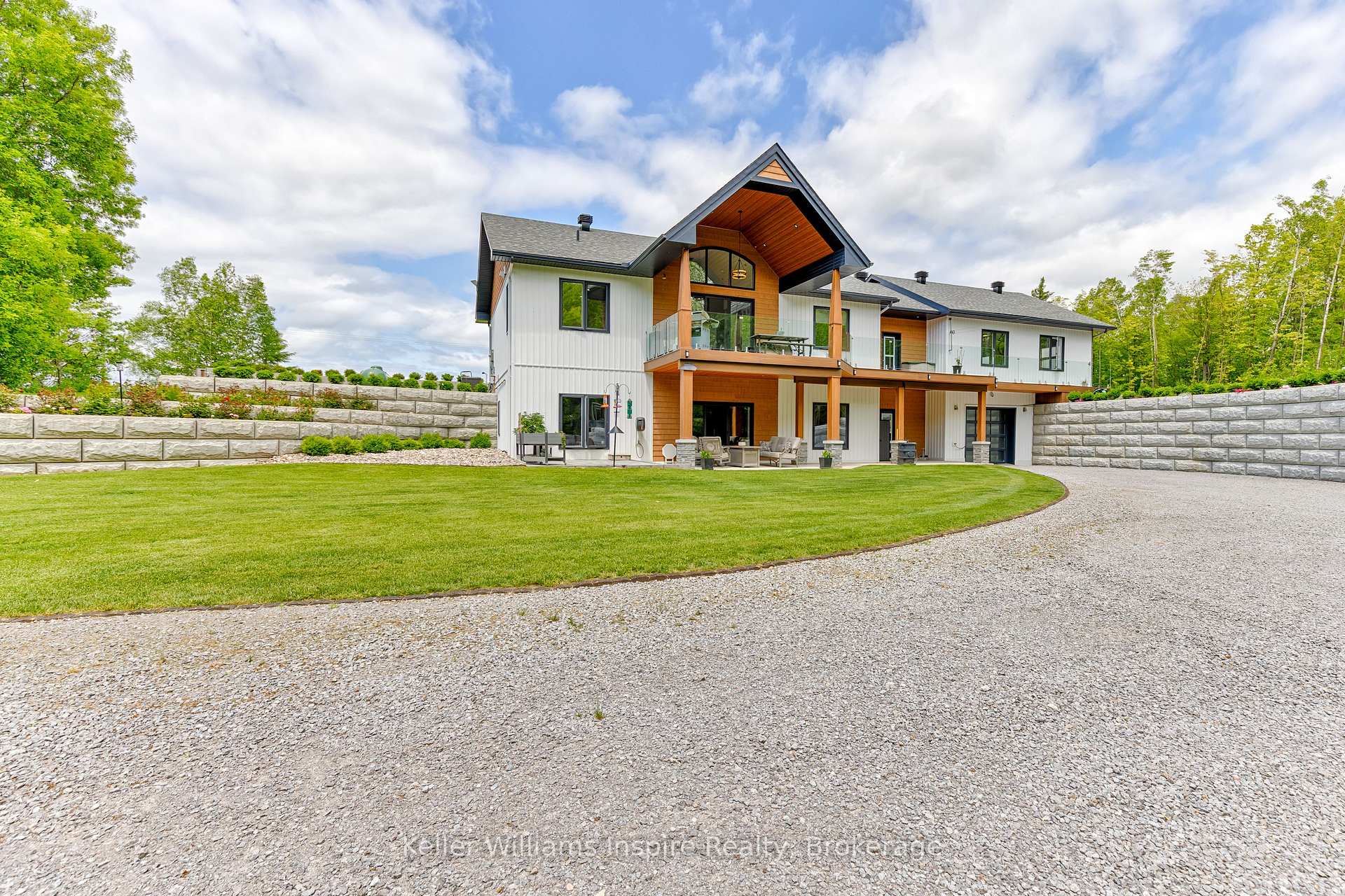 Photo 3 of 402 Lapasse Road, Whitewater Region, Whitewater Region — HOMEH