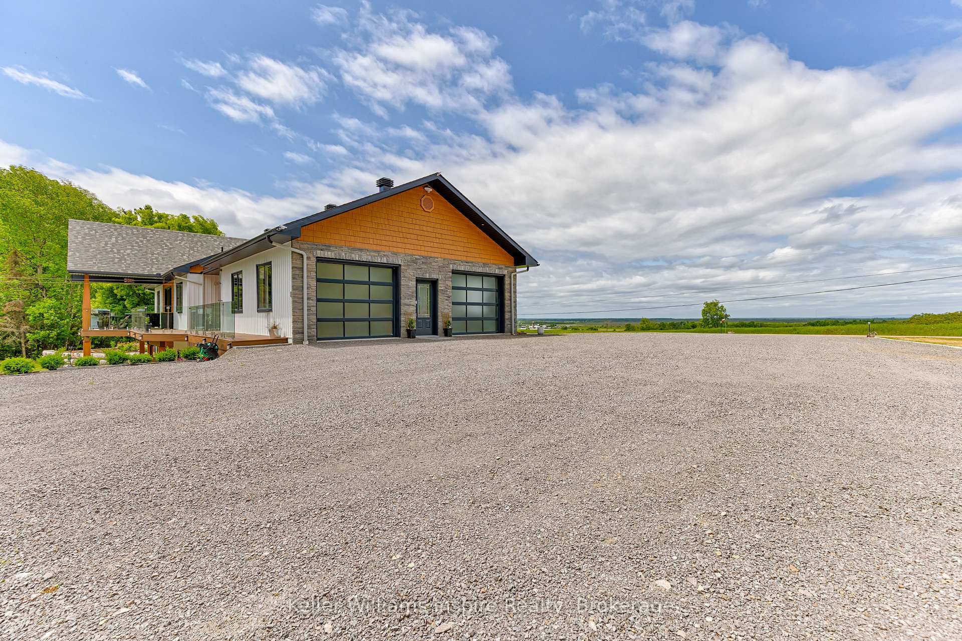 Photo 9 of 402 Lapasse Road, Whitewater Region, Whitewater Region — HOMEH