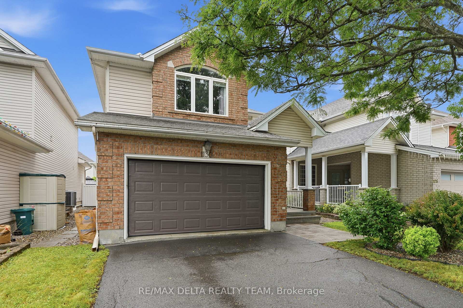 Photo 2 of 1130 Marchant Drive, Ottawa, Avalon East — HOMEH