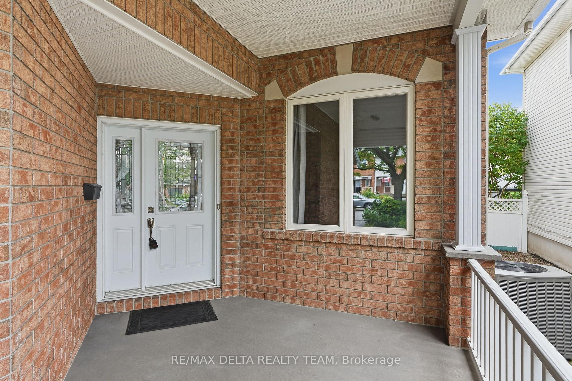 Photo 3 of 1130 Marchant Drive, Ottawa, Avalon East — HOMEH