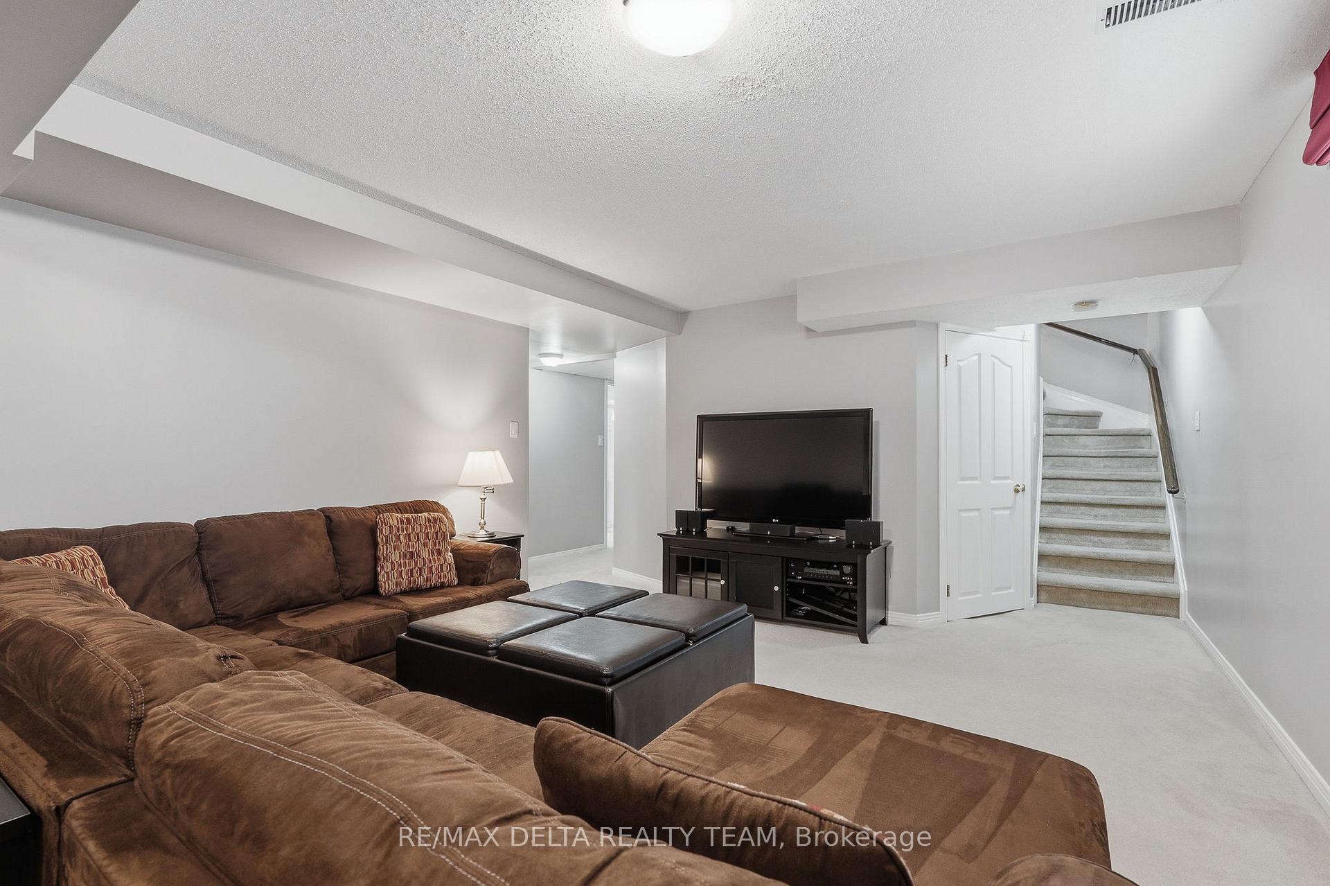 Photo 31 of 1130 Marchant Drive, Ottawa, Avalon East — HOMEH