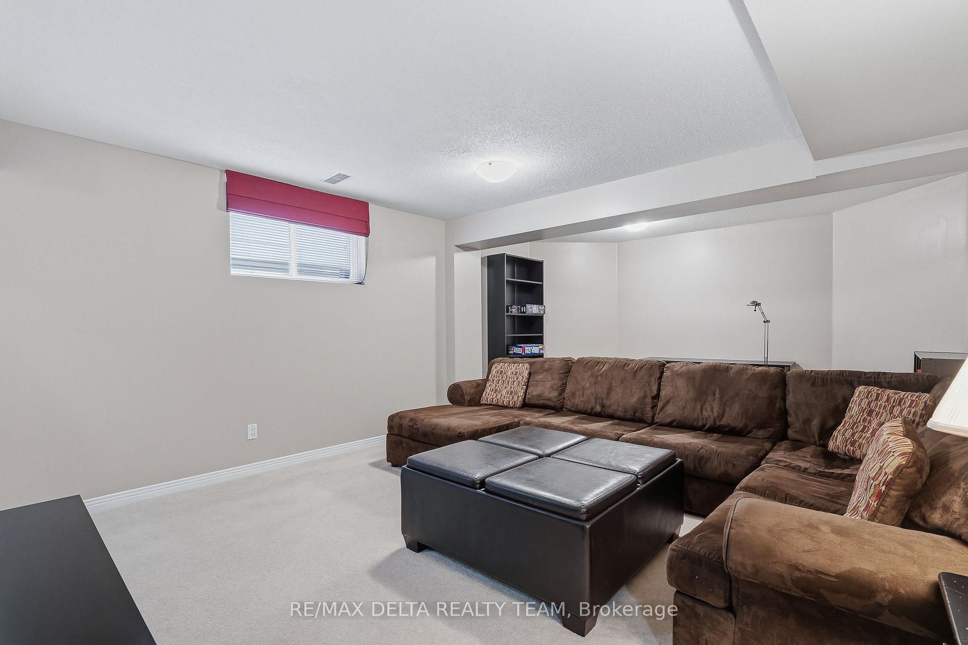 Photo 32 of 1130 Marchant Drive, Ottawa, Avalon East — HOMEH