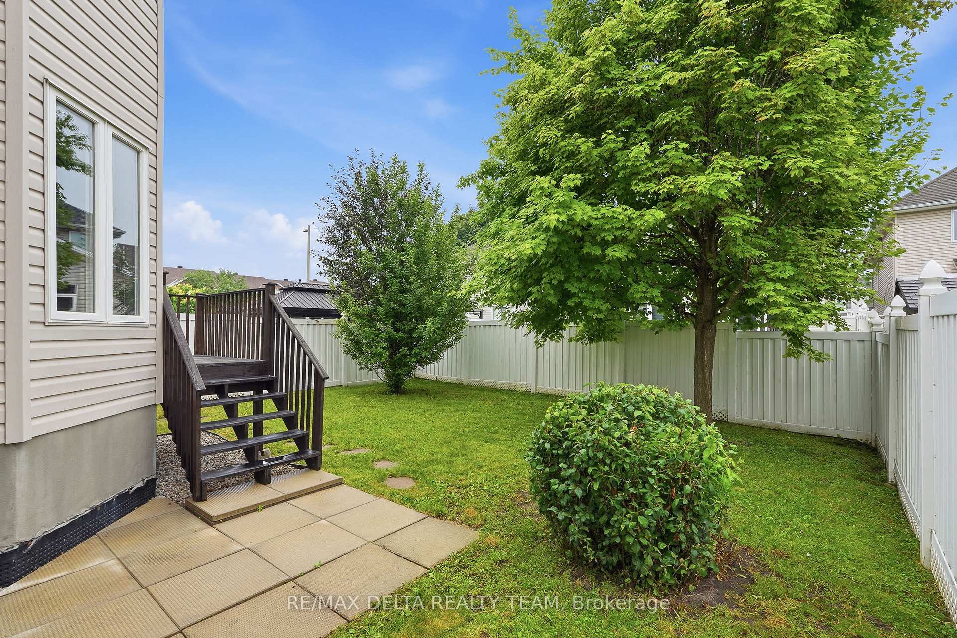 Photo 35 of 1130 Marchant Drive, Ottawa, Avalon East — HOMEH