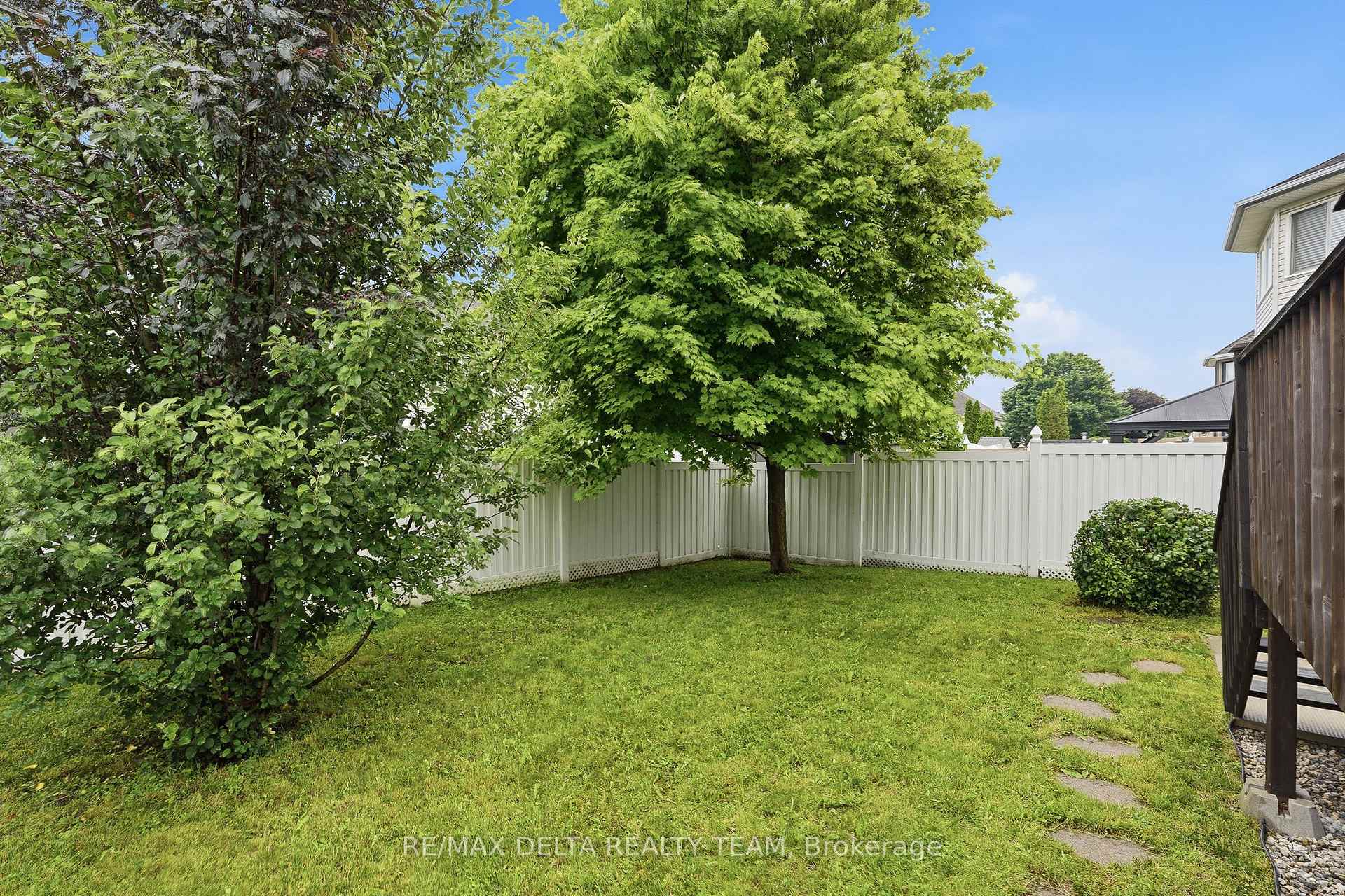 Photo 36 of 1130 Marchant Drive, Ottawa, Avalon East — HOMEH