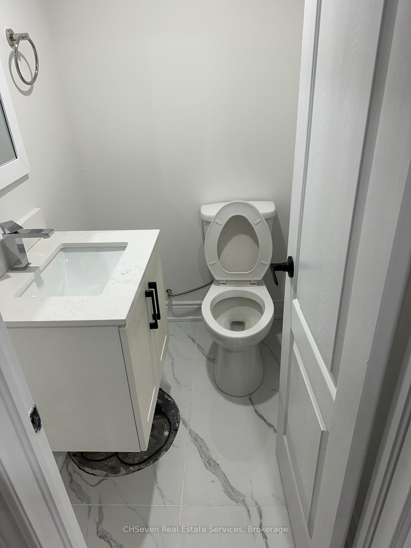 Photo 4 of Unit Basement, 12 Canis Street, Brampton, Credit Valley — HOMEH