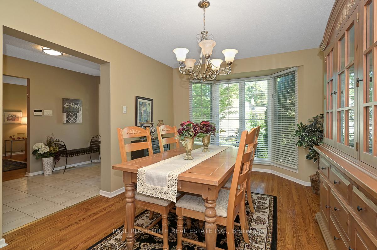 Photo 8 of 10 Cosburn Avenue, Ottawa, Arlington Woods — HOMEH