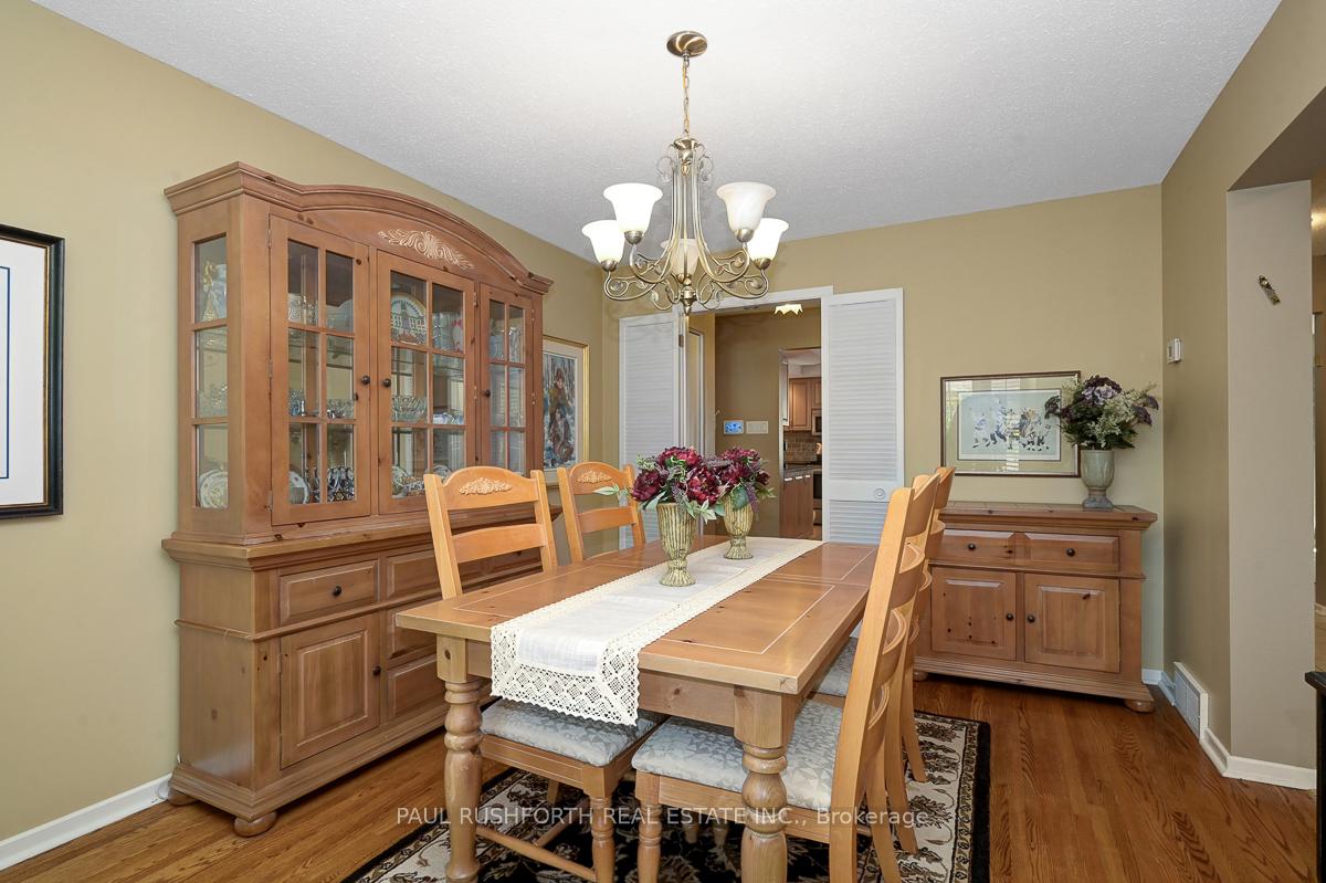 Photo 9 of 10 Cosburn Avenue, Ottawa, Arlington Woods — HOMEH