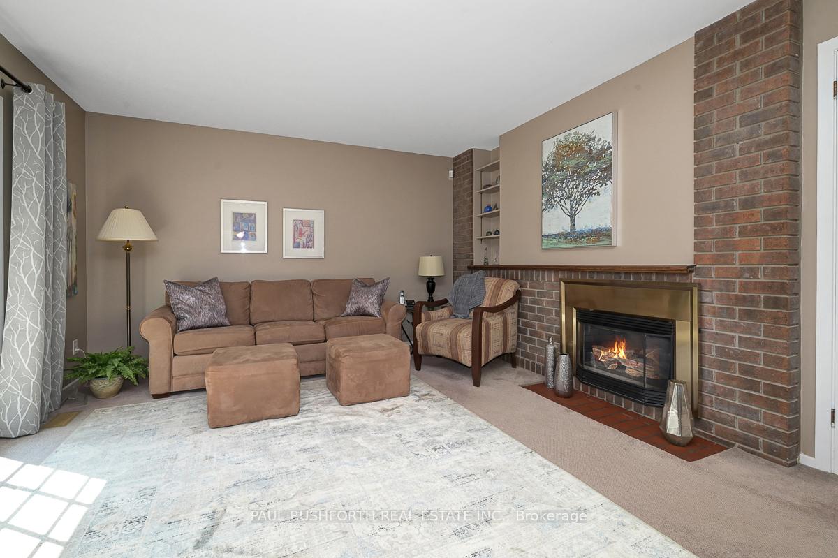 Photo 15 of 10 Cosburn Avenue, Ottawa, Arlington Woods — HOMEH