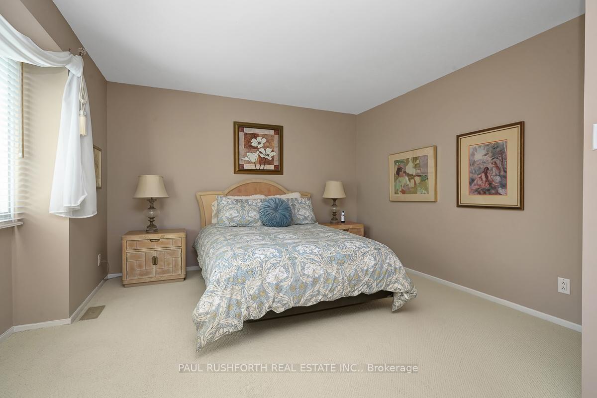 Photo 19 of 10 Cosburn Avenue, Ottawa, Arlington Woods — HOMEH