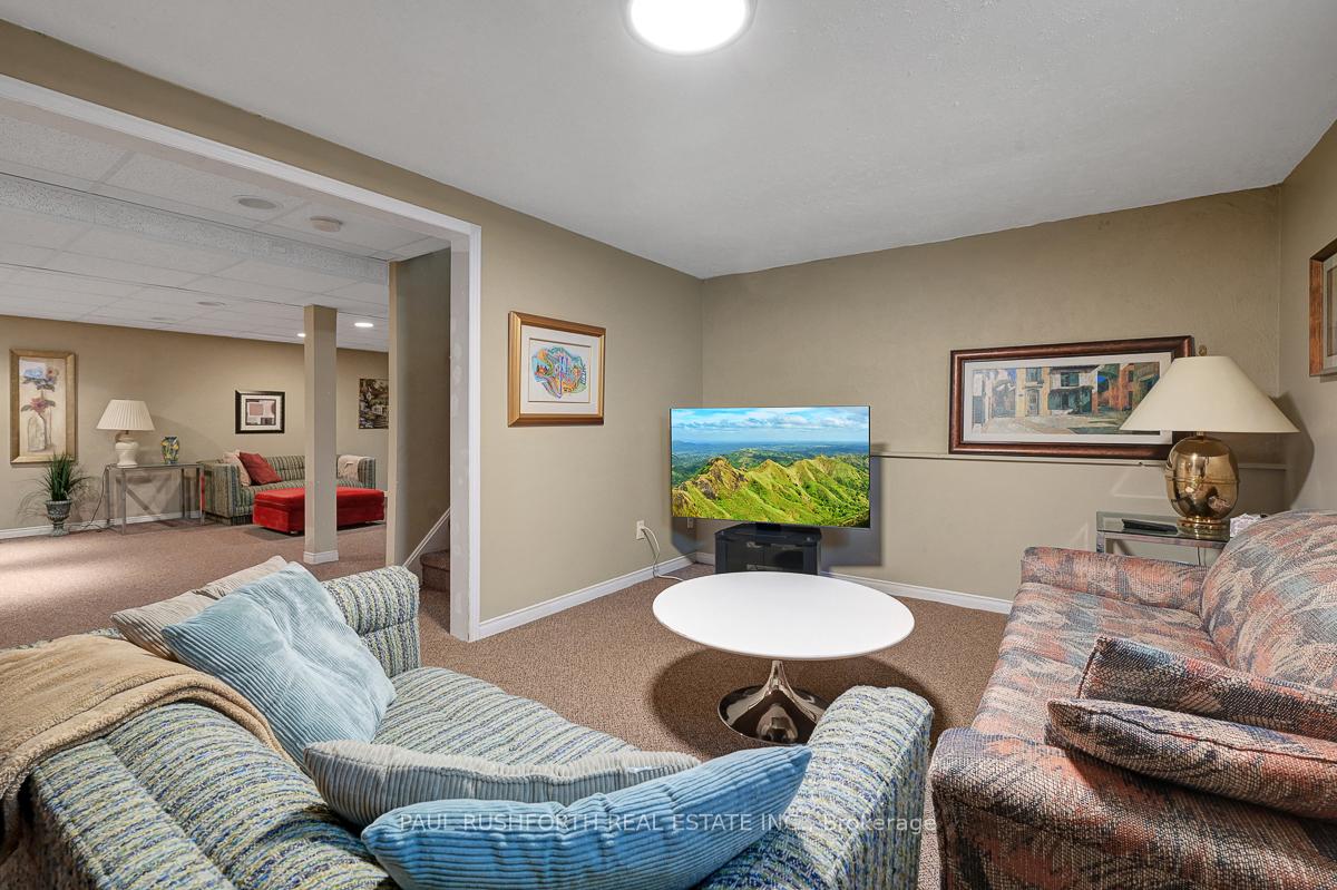 Photo 27 of 10 Cosburn Avenue, Ottawa, Arlington Woods — HOMEH
