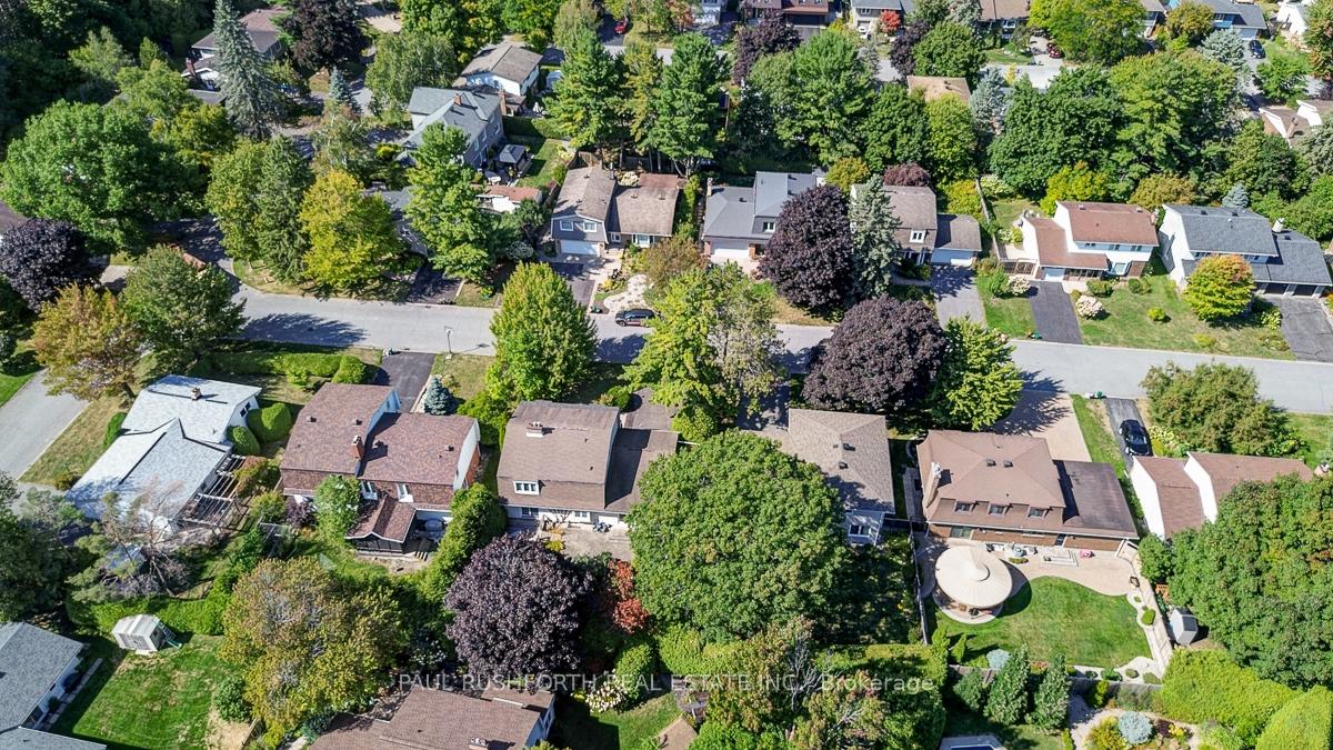 Photo 34 of 10 Cosburn Avenue, Ottawa, Arlington Woods — HOMEH