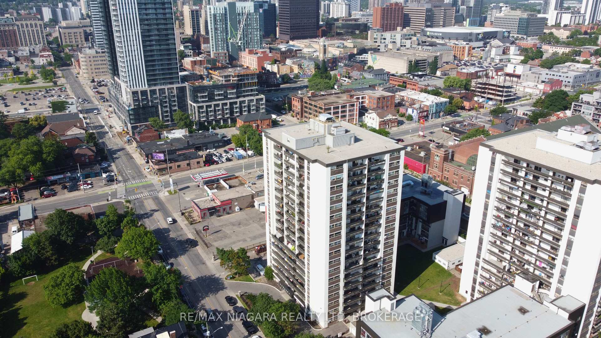Photo 6 of 186 John Street N, Hamilton, Beasley — HOMEH