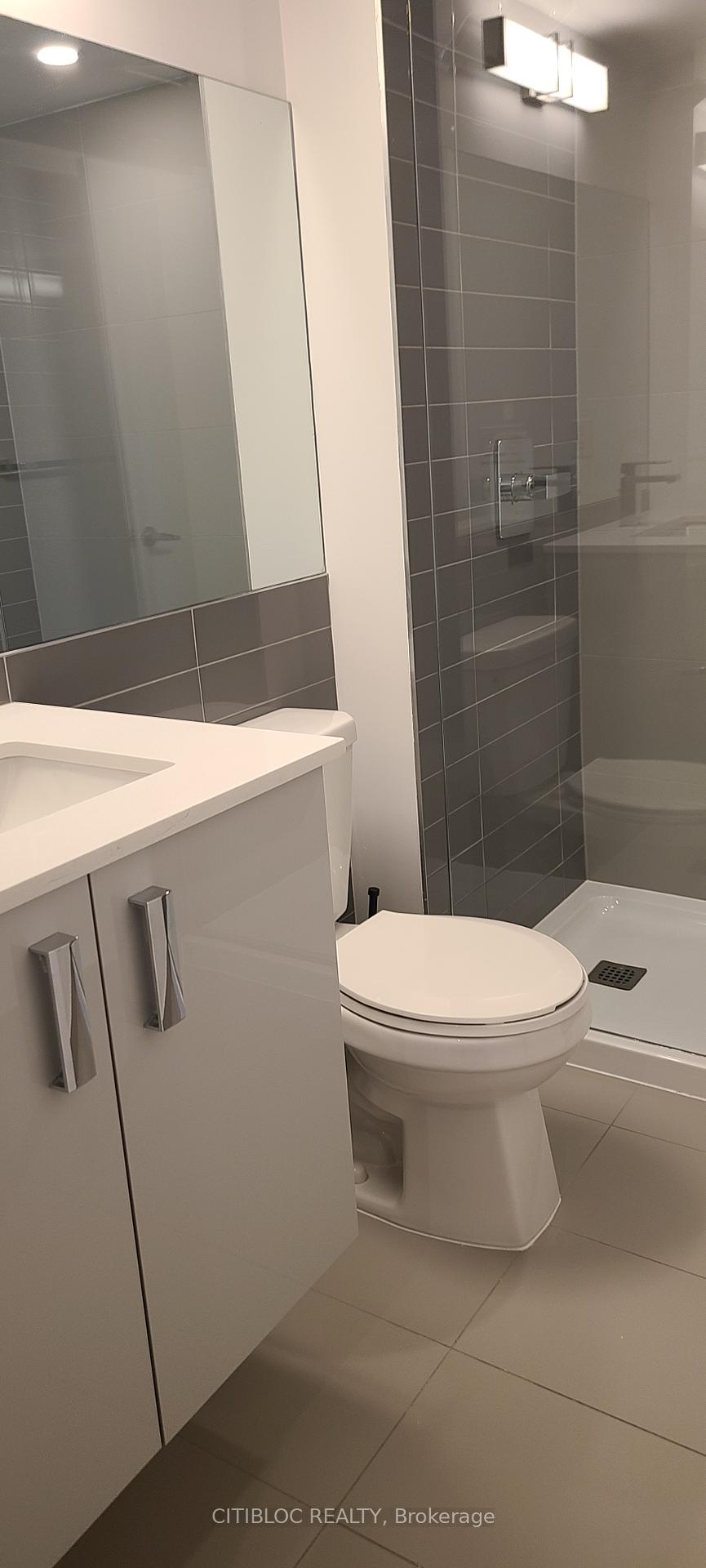 Photo 5 of Unit 1306, 30 Gibbs Road, Etobicoke, Islington-City Centre West — HOMEH