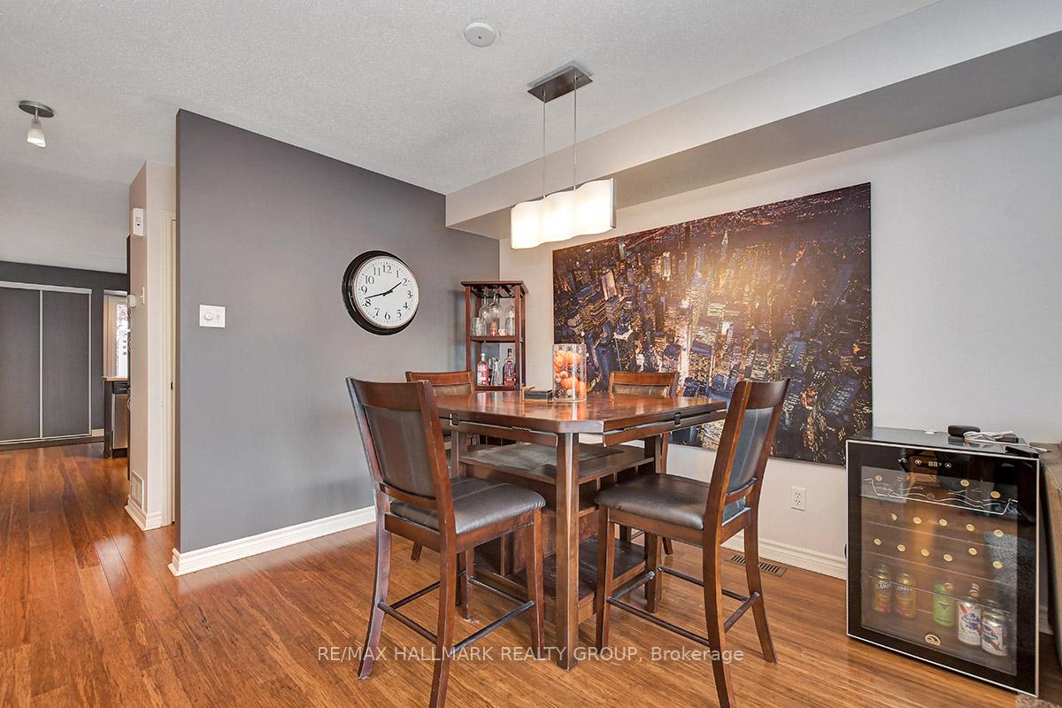 Photo 7 of 16 Lakepointe Drive, Ottawa, Avalon East — HOMEH