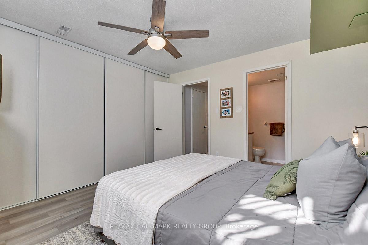 Photo 14 of 16 Lakepointe Drive, Ottawa, Avalon East — HOMEH