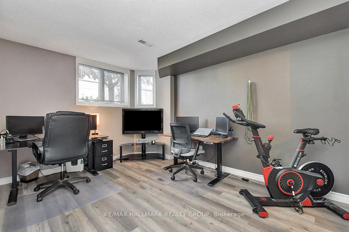 Photo 18 of 16 Lakepointe Drive, Ottawa, Avalon East — HOMEH