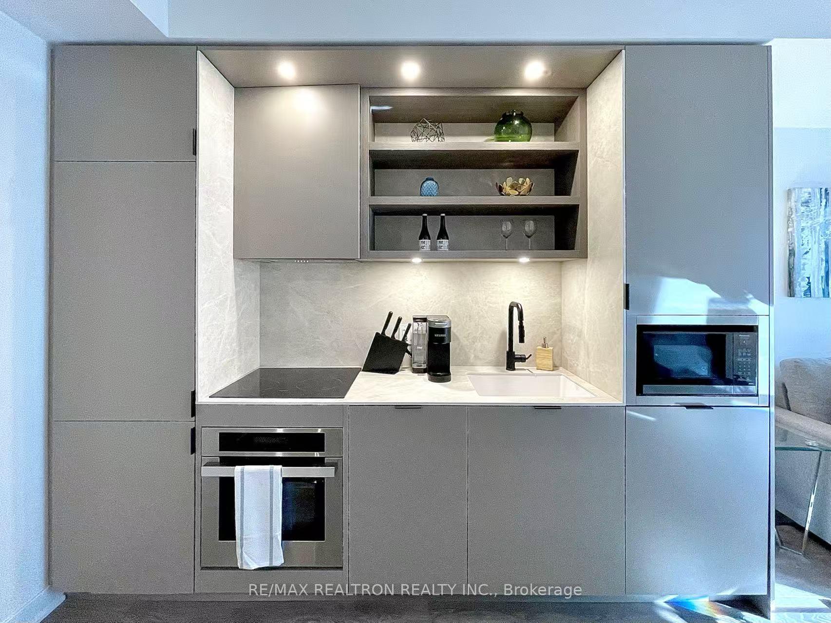 Photo 3 of Unit 1609, 55 Charles Street E, Toronto, Church-Yonge Corridor — HOMEH