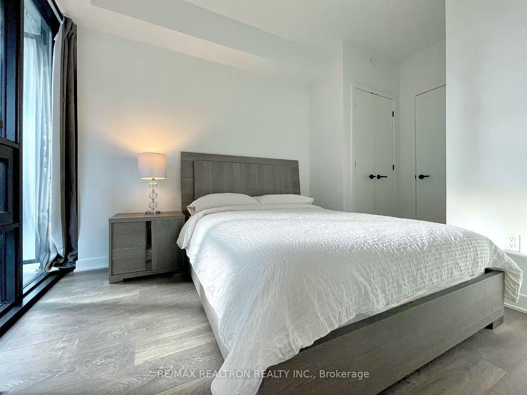 Photo 7 of Unit 1609, 55 Charles Street E, Toronto, Church-Yonge Corridor — HOMEH