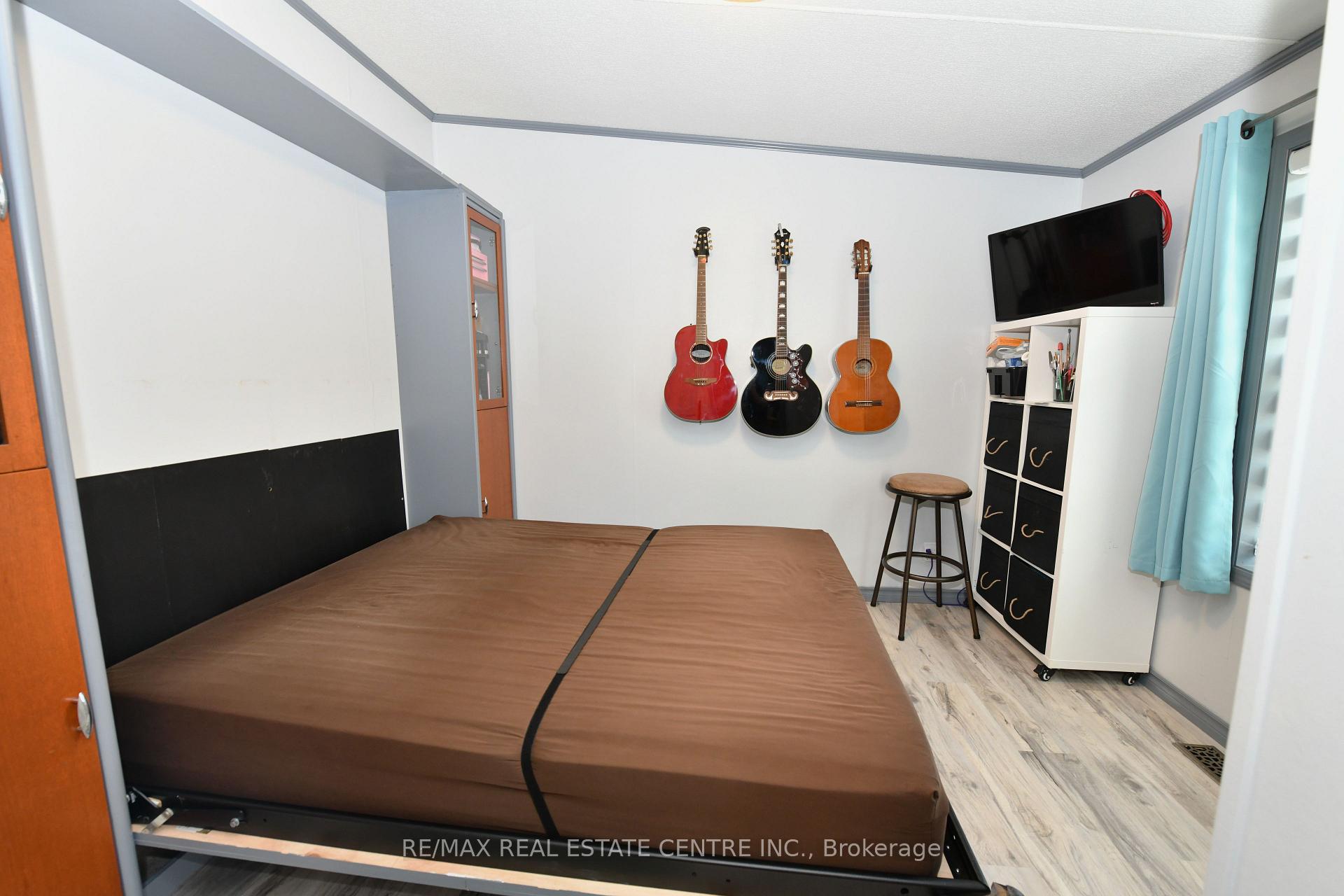 Photo 11 of 1429 Sheffield Road, Hamilton, Rural Flamborough — HOMEH