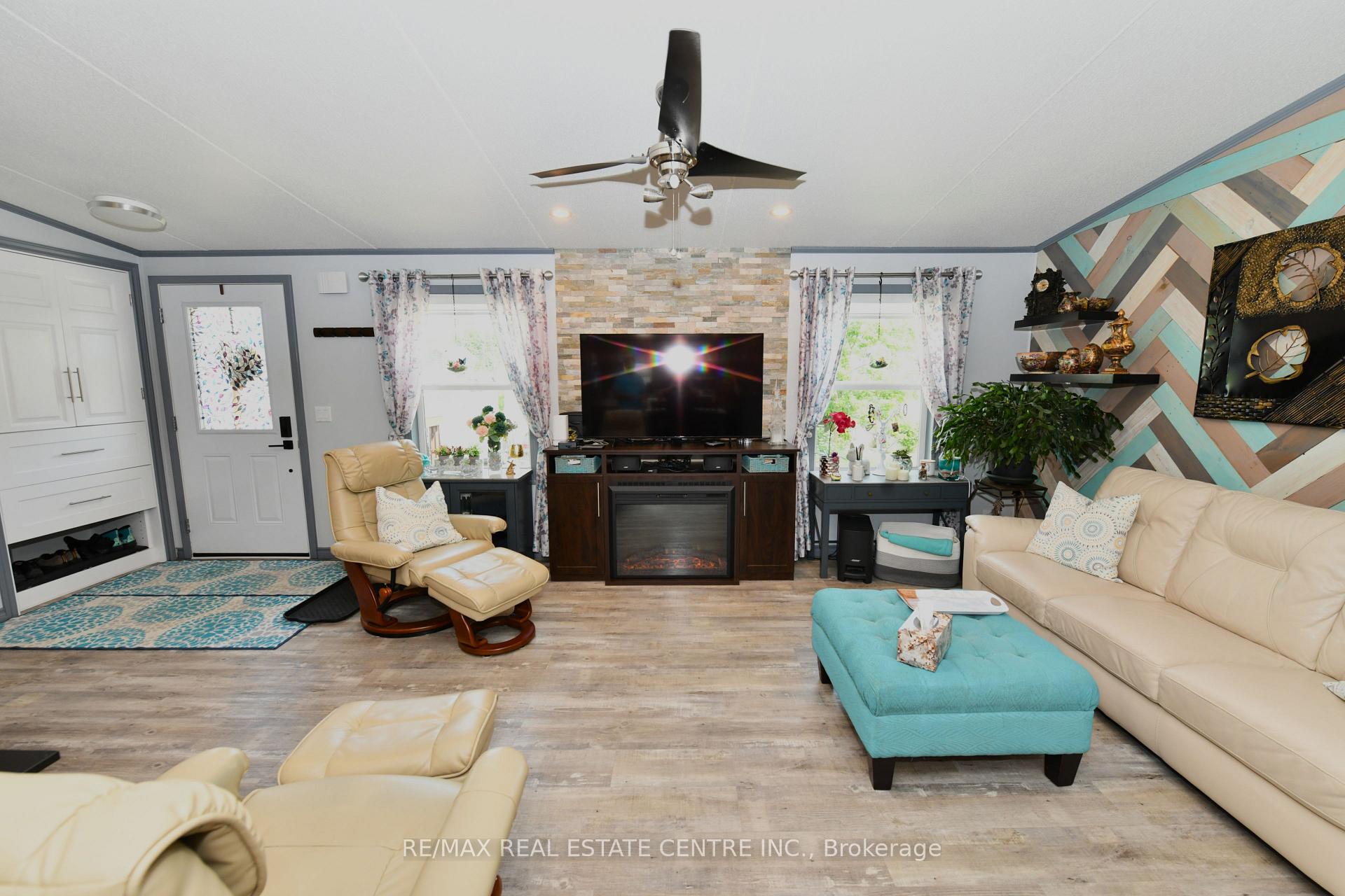 Photo 16 of 1429 Sheffield Road, Hamilton, Rural Flamborough — HOMEH