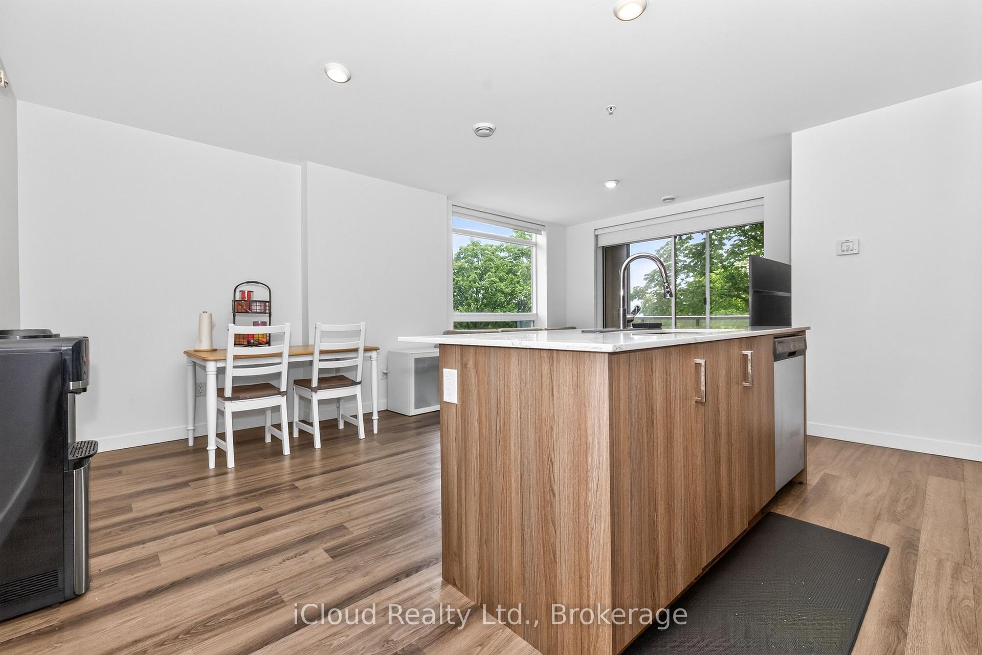 Photo 6 of Unit 307, 479 Charlton Avenue E, Hamilton, Stinson — HOMEH