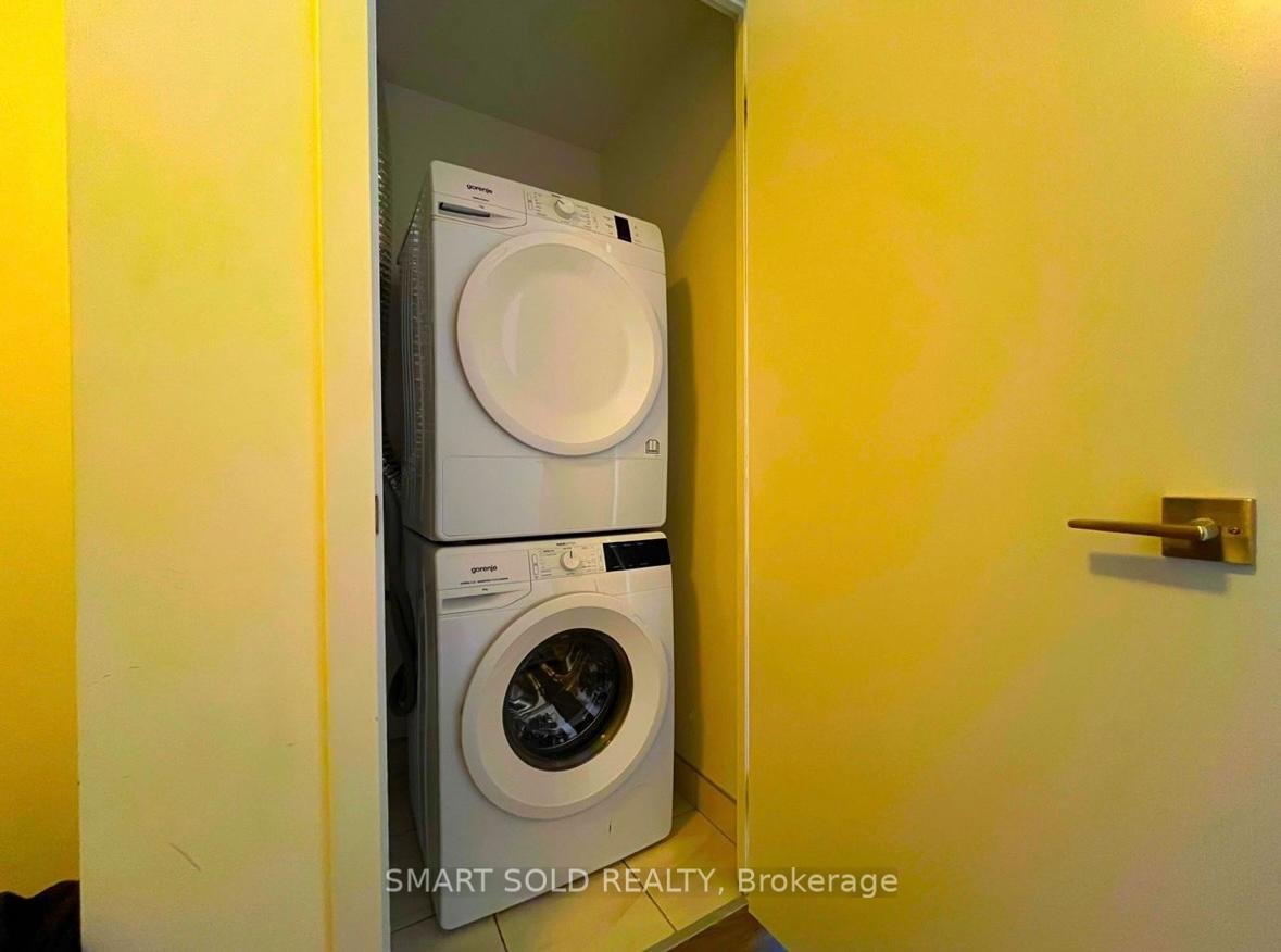 Photo 13 of Unit 1706, 159 Wellesley Street E, Toronto, Cabbagetown-South St. James Town — HOMEH