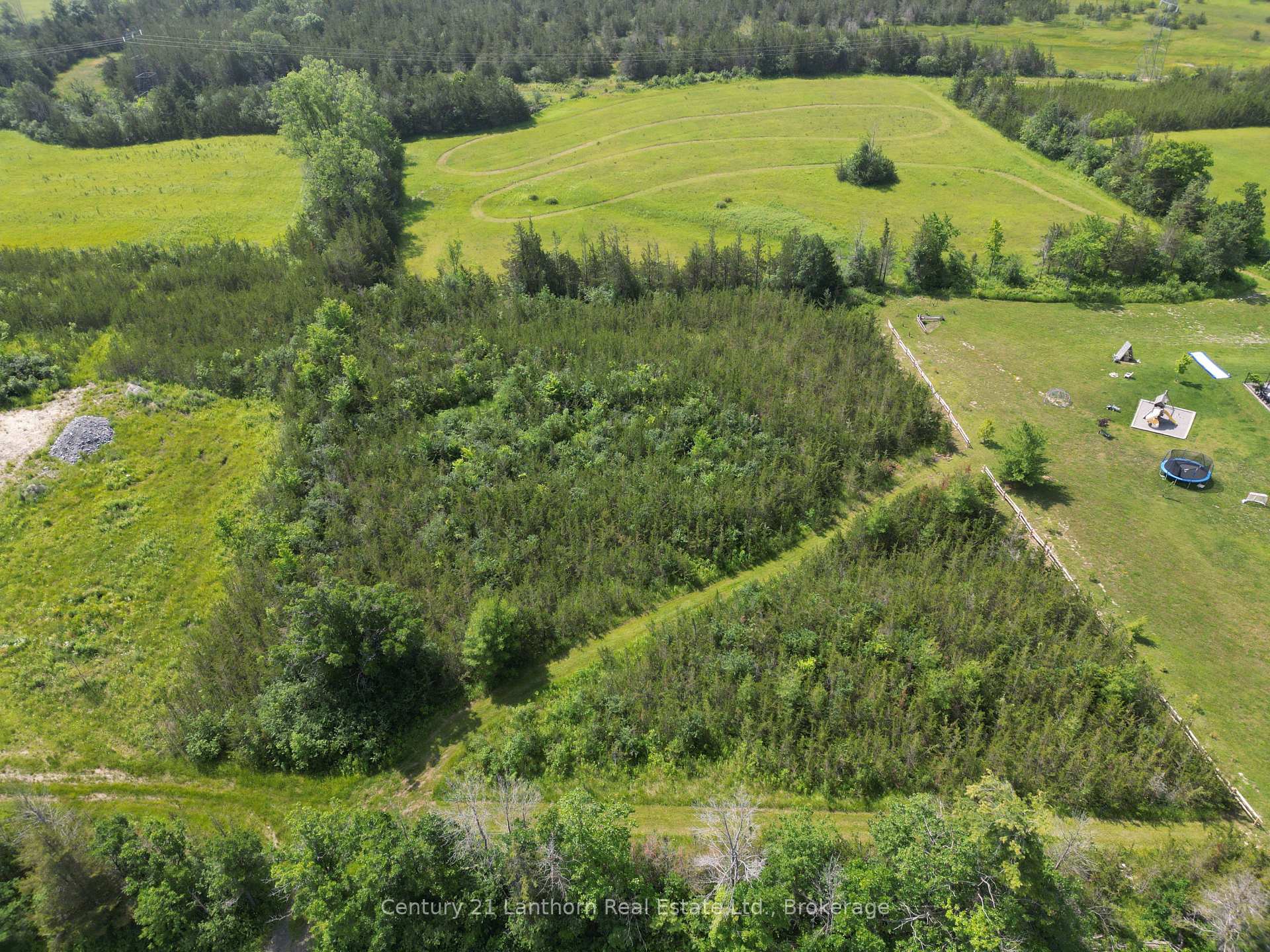Photo 6 of 1314 Lazier Road, Tyendinaga, Tyendinaga Township — HOMEH