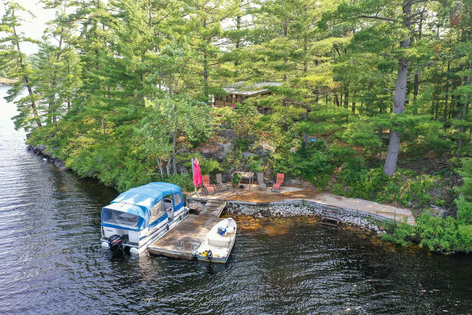 Photo of 18 5KL Island Kahshe Lake
