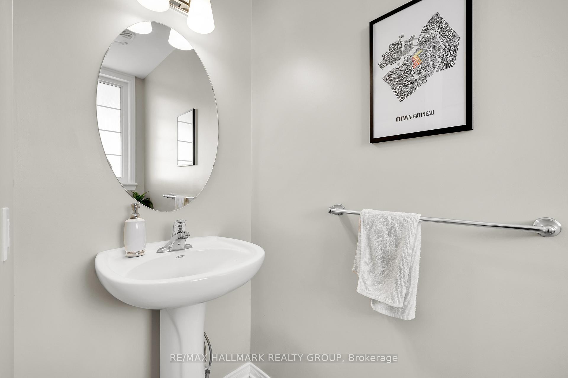 Photo 14 of 132 Laramie Crescent, Ottawa, Barrhaven - Stonebridge — HOMEH