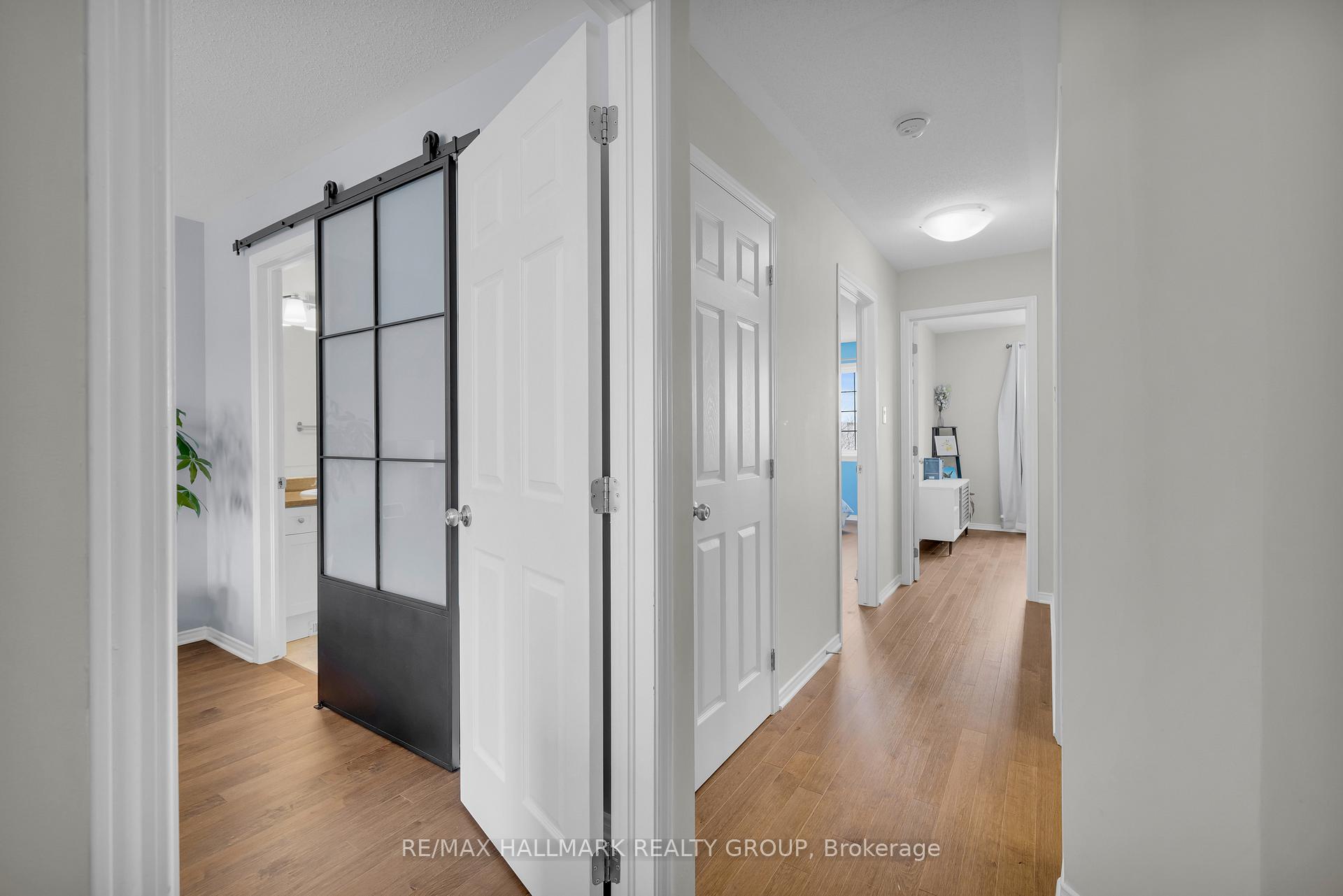 Photo 15 of 132 Laramie Crescent, Ottawa, Barrhaven - Stonebridge — HOMEH