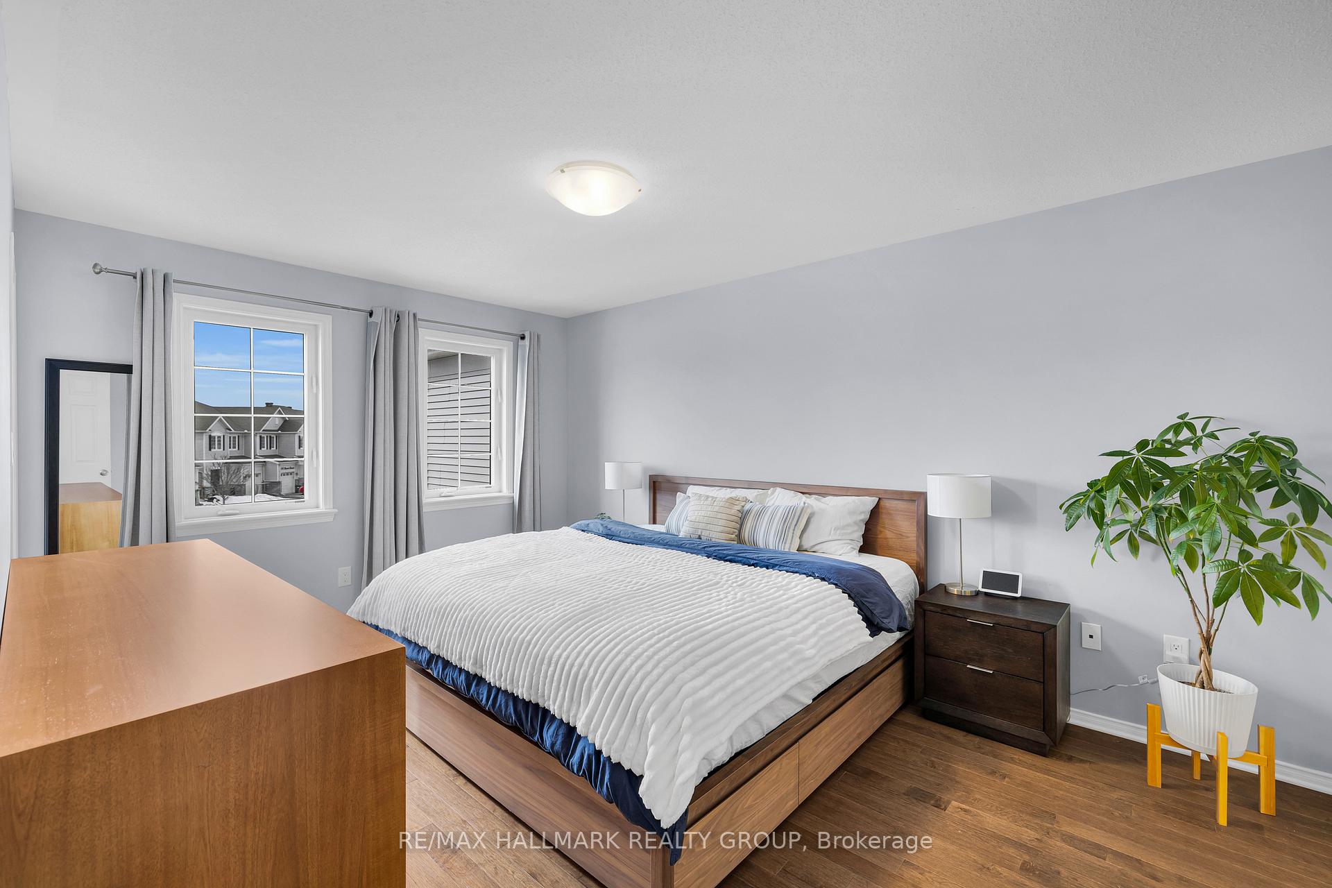 Photo 16 of 132 Laramie Crescent, Ottawa, Barrhaven - Stonebridge — HOMEH