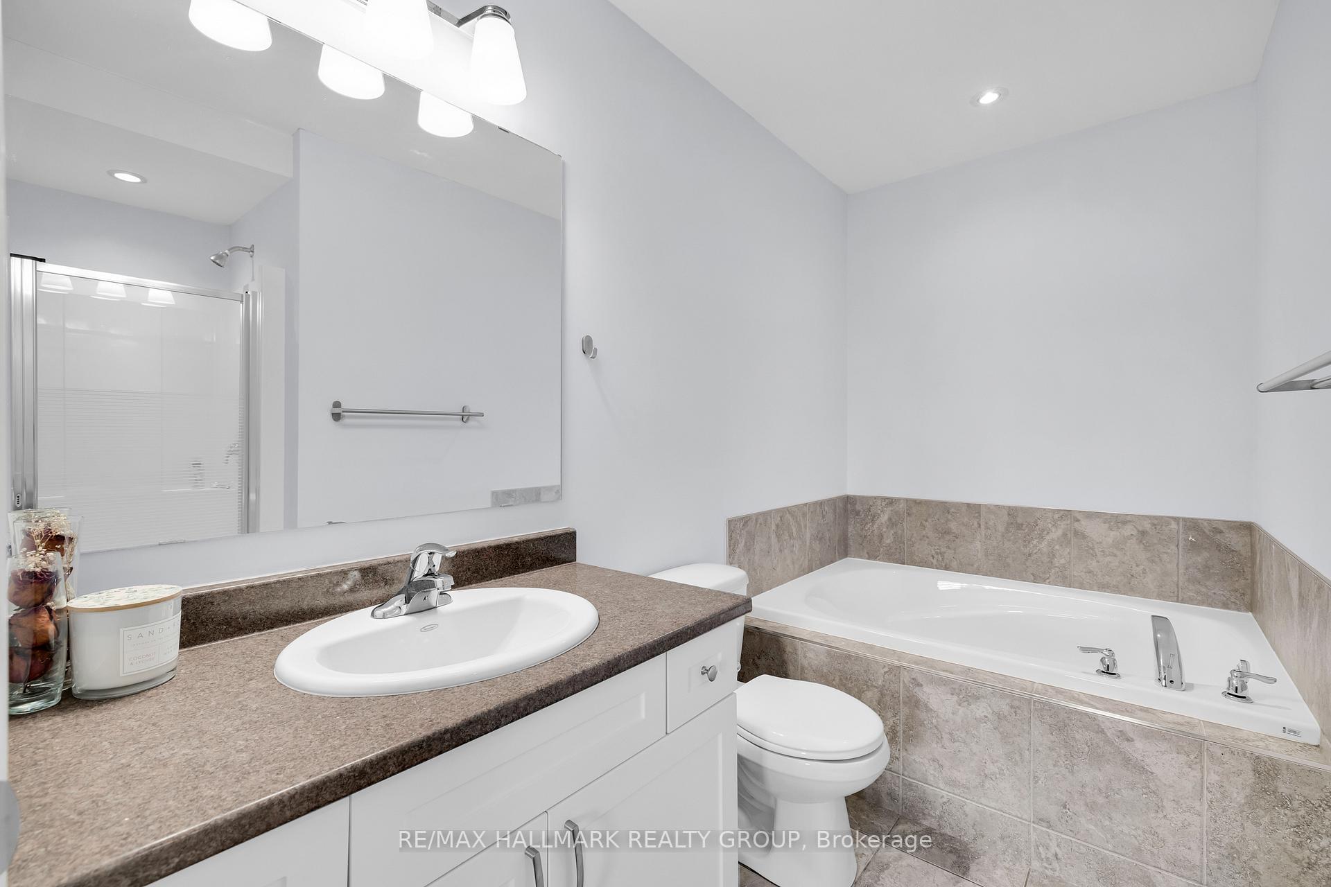 Photo 19 of 132 Laramie Crescent, Ottawa, Barrhaven - Stonebridge — HOMEH