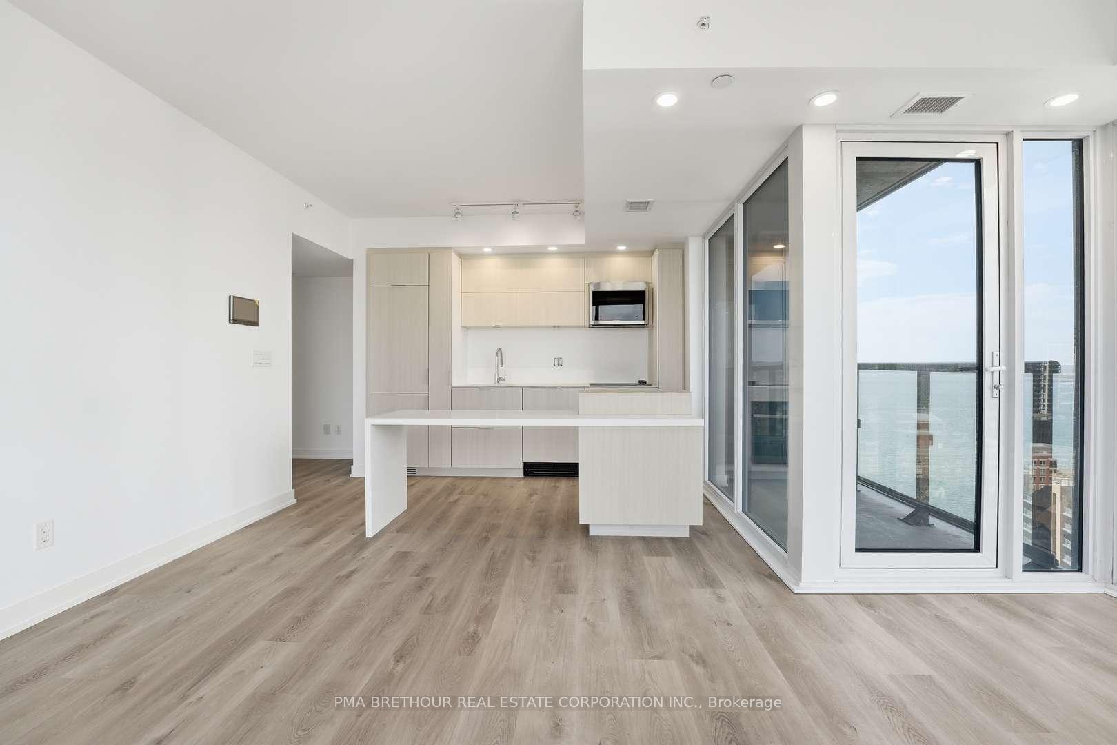 Photo 5 of Unit 1610, 370 Martha Street, Burlington, Brant — HOMEH