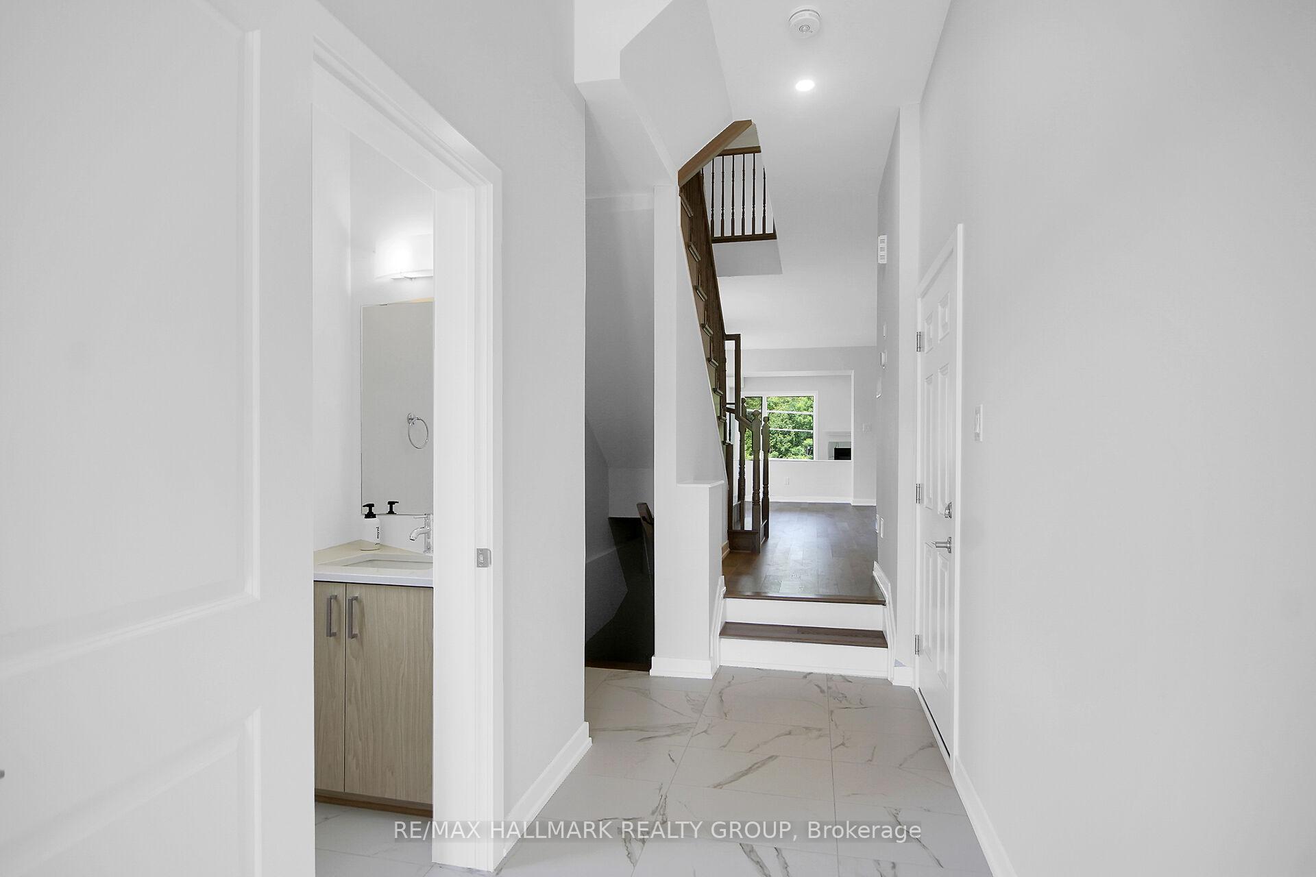 Photo 4 of 749 Newstead Crescent, Ottawa, Kanata - Kanata Lakes/Heritage Hills — HOMEH