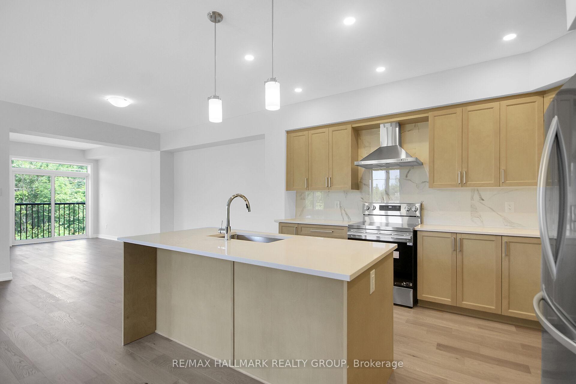Photo 7 of 749 Newstead Crescent, Ottawa, Kanata - Kanata Lakes/Heritage Hills — HOMEH
