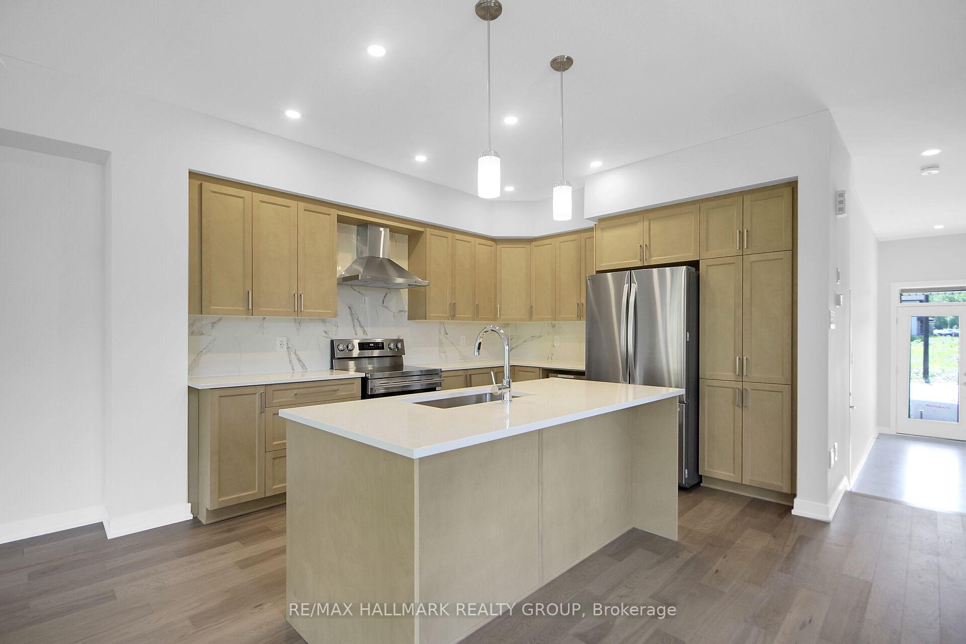 Photo 8 of 749 Newstead Crescent, Ottawa, Kanata - Kanata Lakes/Heritage Hills — HOMEH