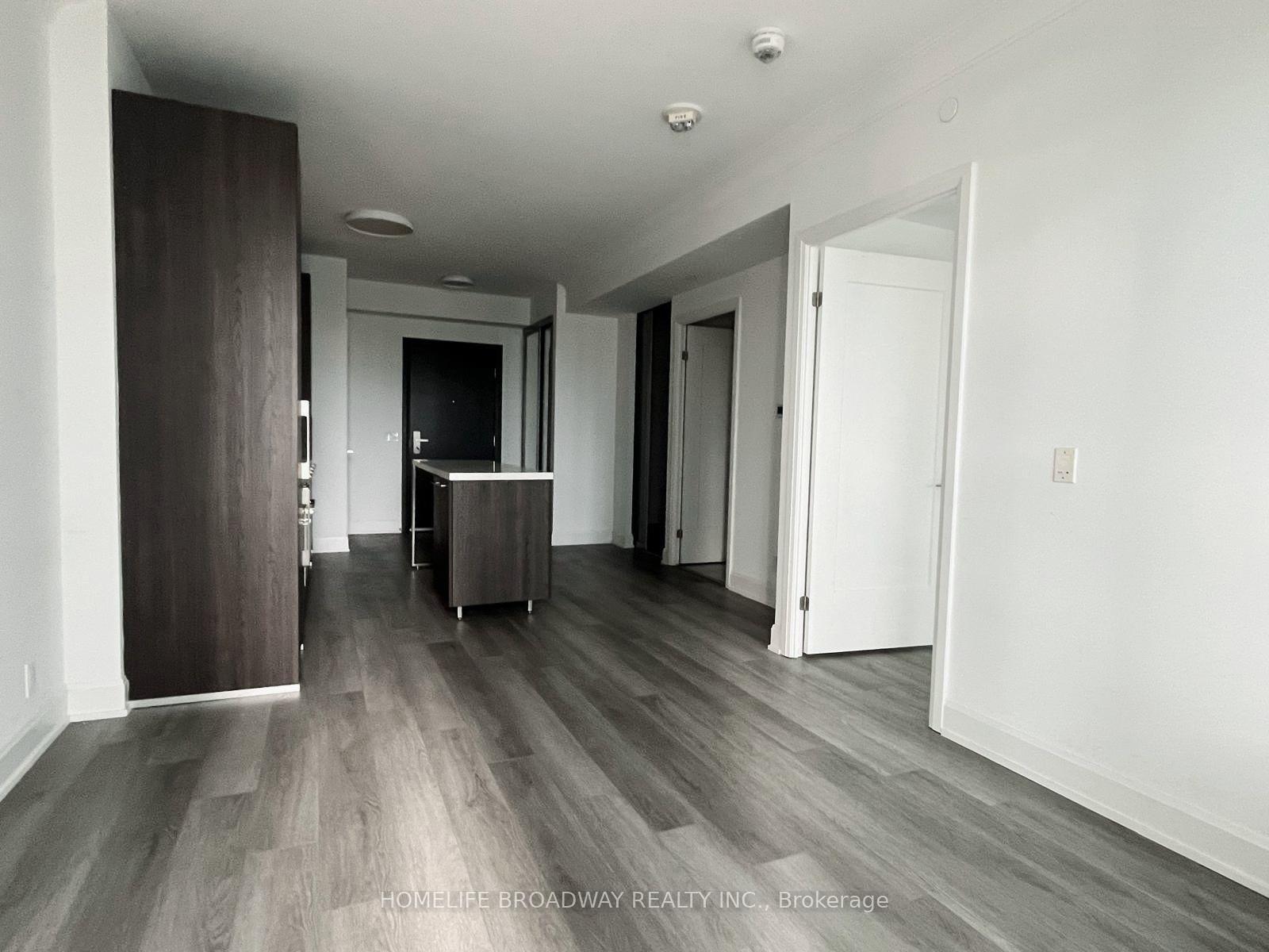 Photo 3 of Unit 926, 38 Water Walk Drive, Markham, Unionville — HOMEH
