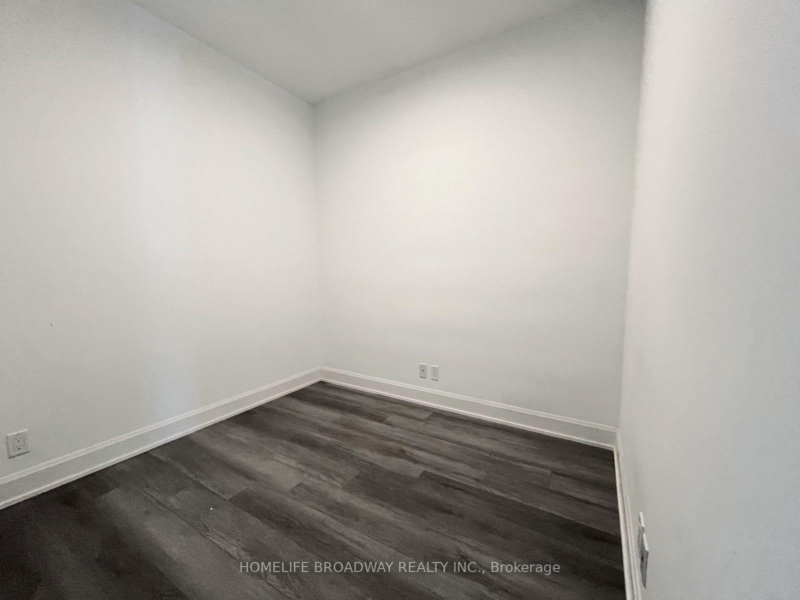 Photo 6 of Unit 926, 38 Water Walk Drive, Markham, Unionville — HOMEH