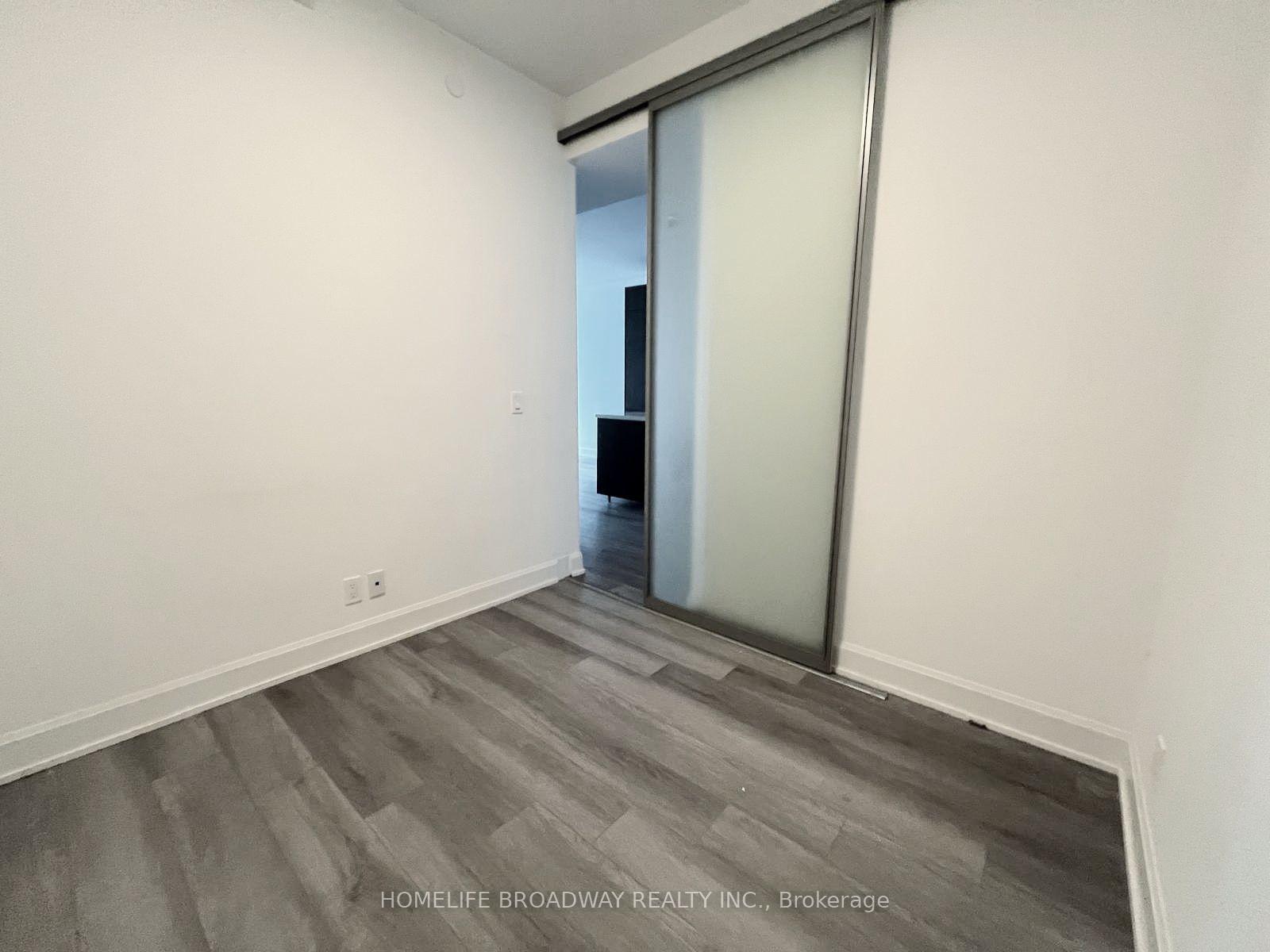 Photo 7 of Unit 926, 38 Water Walk Drive, Markham, Unionville — HOMEH