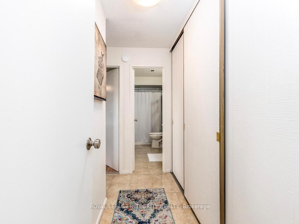 Photo 16 of Unit 606, 20 Chesterton Drive, Ottawa, Borden Farm/Stewart Farm/Carleton Heights/Parkwood Hills — HOMEH