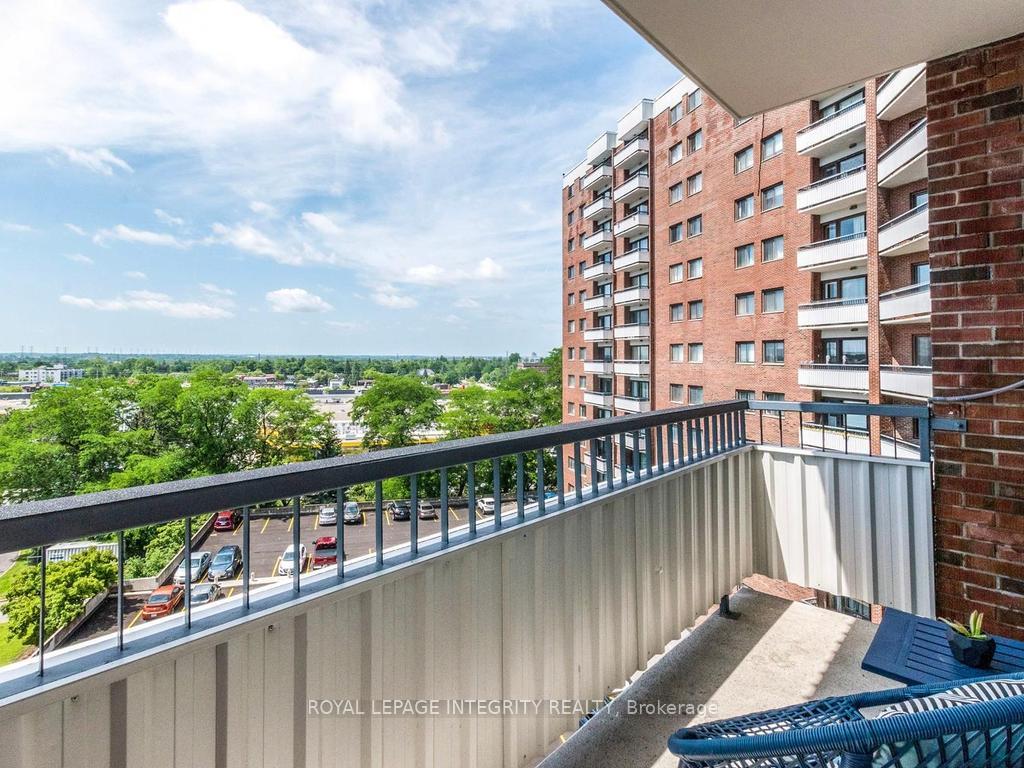 Photo 26 of Unit 606, 20 Chesterton Drive, Ottawa, Borden Farm/Stewart Farm/Carleton Heights/Parkwood Hills — HOMEH